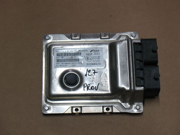 ECU CENTRALIMA MOTORE FIAT PUNTO 1.4 8V GPL MT 52068620 9GF.MT HW000 BC.0116772.J BC0116772J