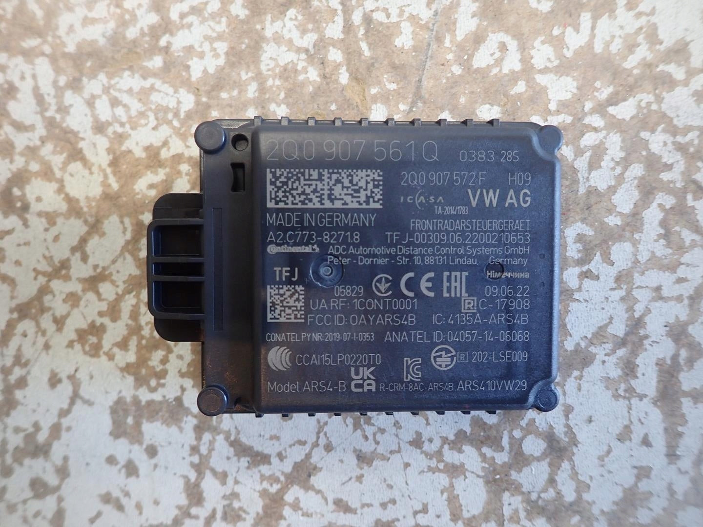 Audi Q2 81A ACC Radar Sensor 2Q0907561Q NIEUW2Q0907561Q NIEUWRadar sensor, ACC