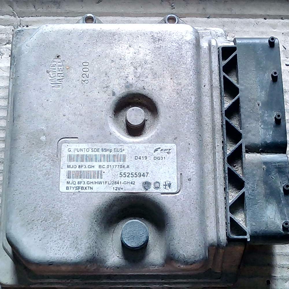 Centralina motore FIAT 1.3 JTD Magneti Marelli MJD 8F3.GH MJD8F3GH FPT 55255947 BC.0117704.A BC0117704A
