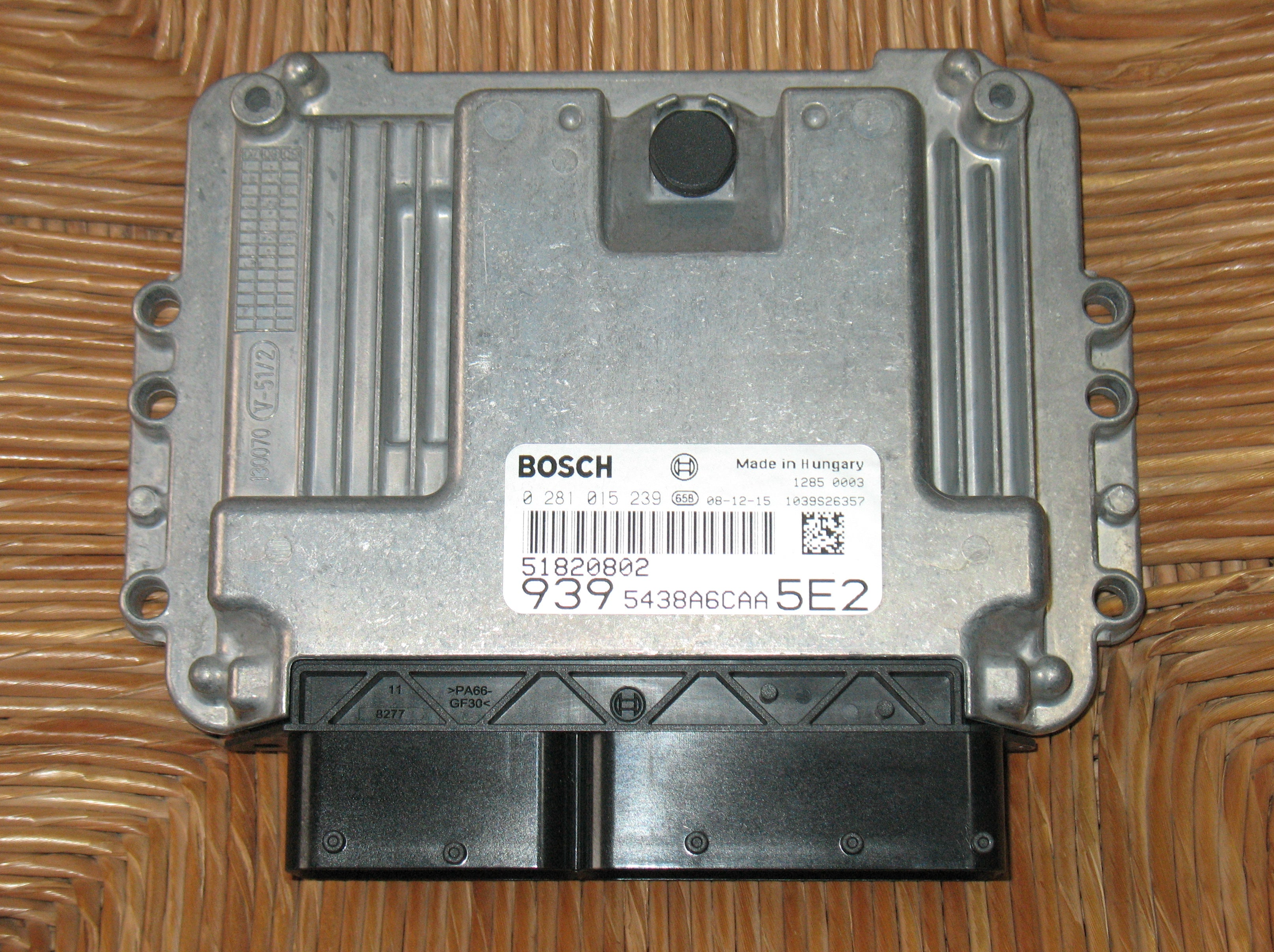 FIAT ALFA ROMEO BOSCH EDC16C39-6.6D 0281015239 FIAT 51820802