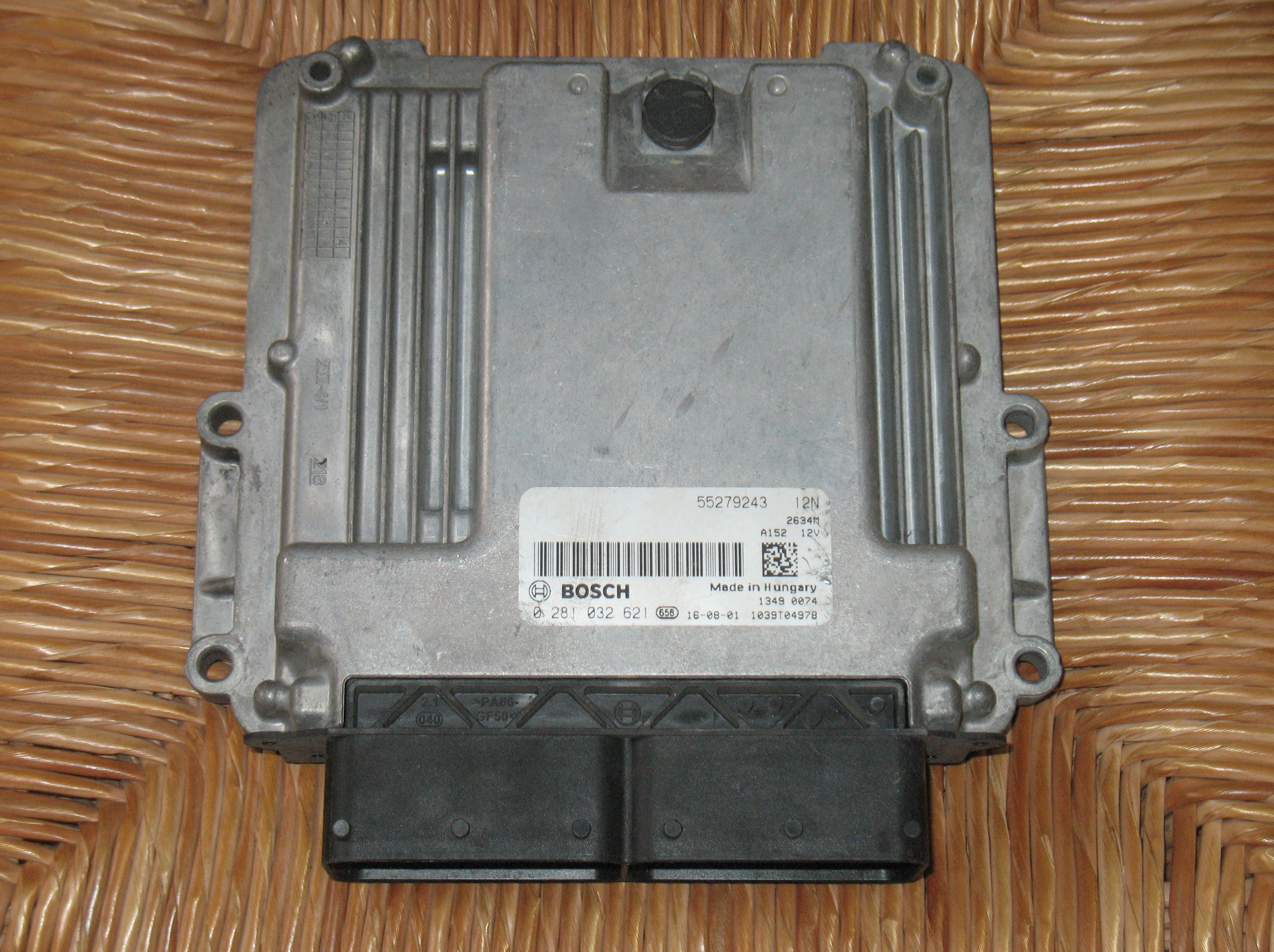ECU CENTRALINA MOTORE FIAT DOBLO EDC17C69 0281032621 55283319