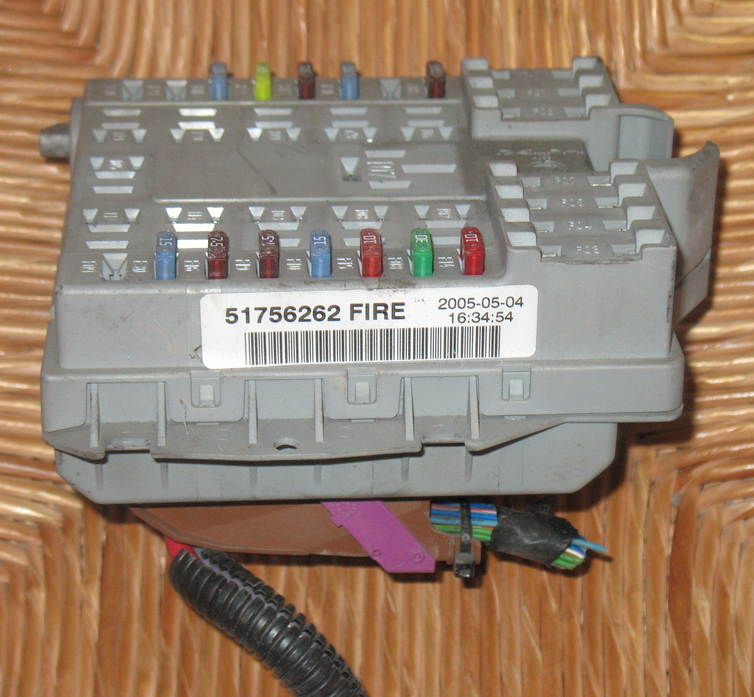 CENTRALINA DI DERIVAZIONI FIAT DOBLO 1.6 BI-POWER 2004/2005 51756262