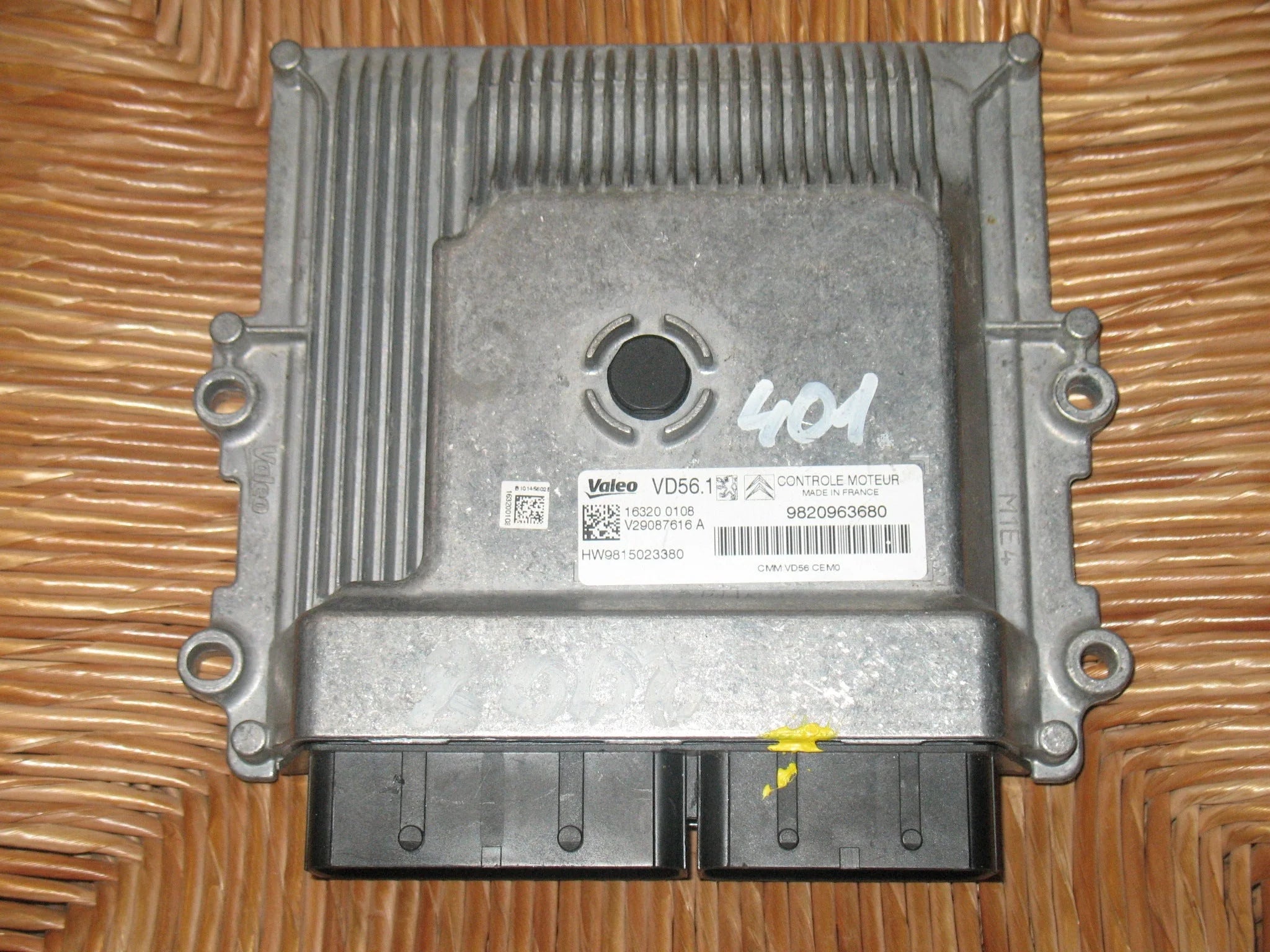 ECU CENTRALINA MOTORE PEUGEOT 308 II 9820963680 VD56.1 HW9815023380 valeo