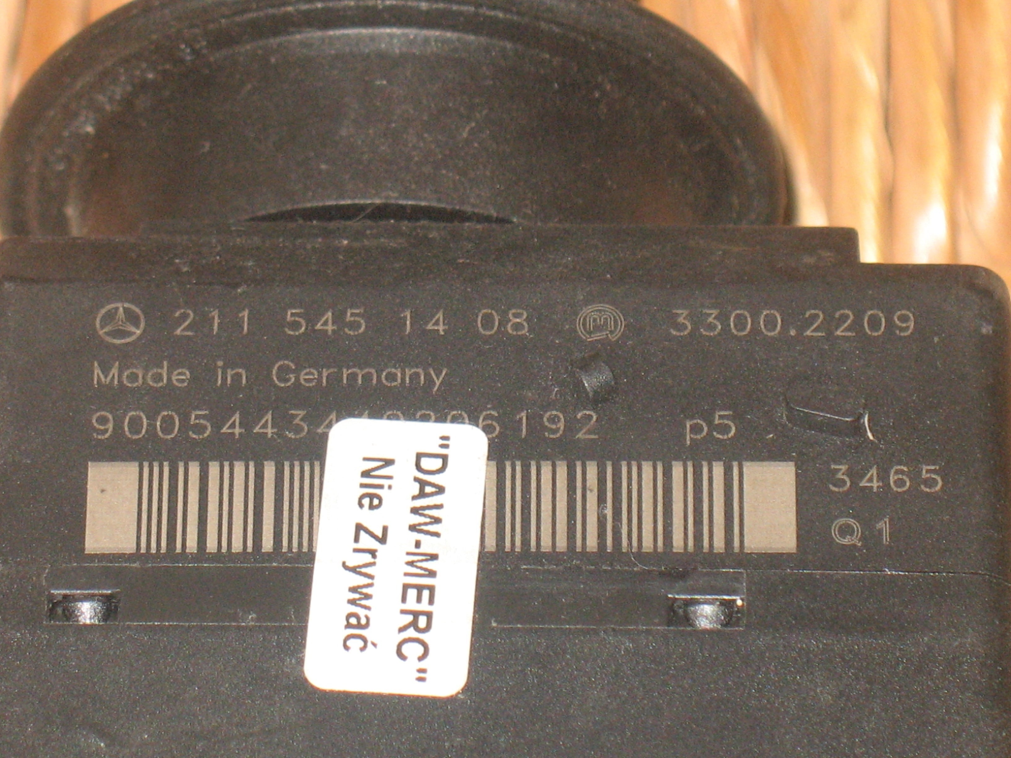 MERCEDES BENZ W211 E320cdi Ignition Switch With Key 2115451408