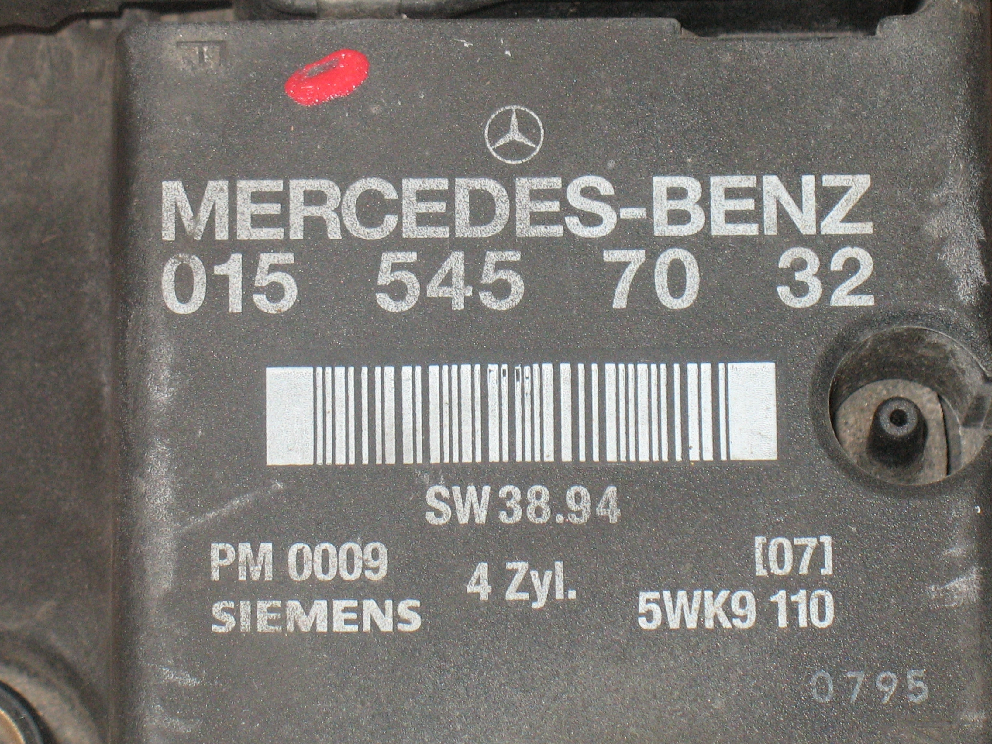 Centralina ecu MERCEDES-BENZ E-CLASS T-Model (S124) E 200 T 0155457032 5WK9110 SIEMENS