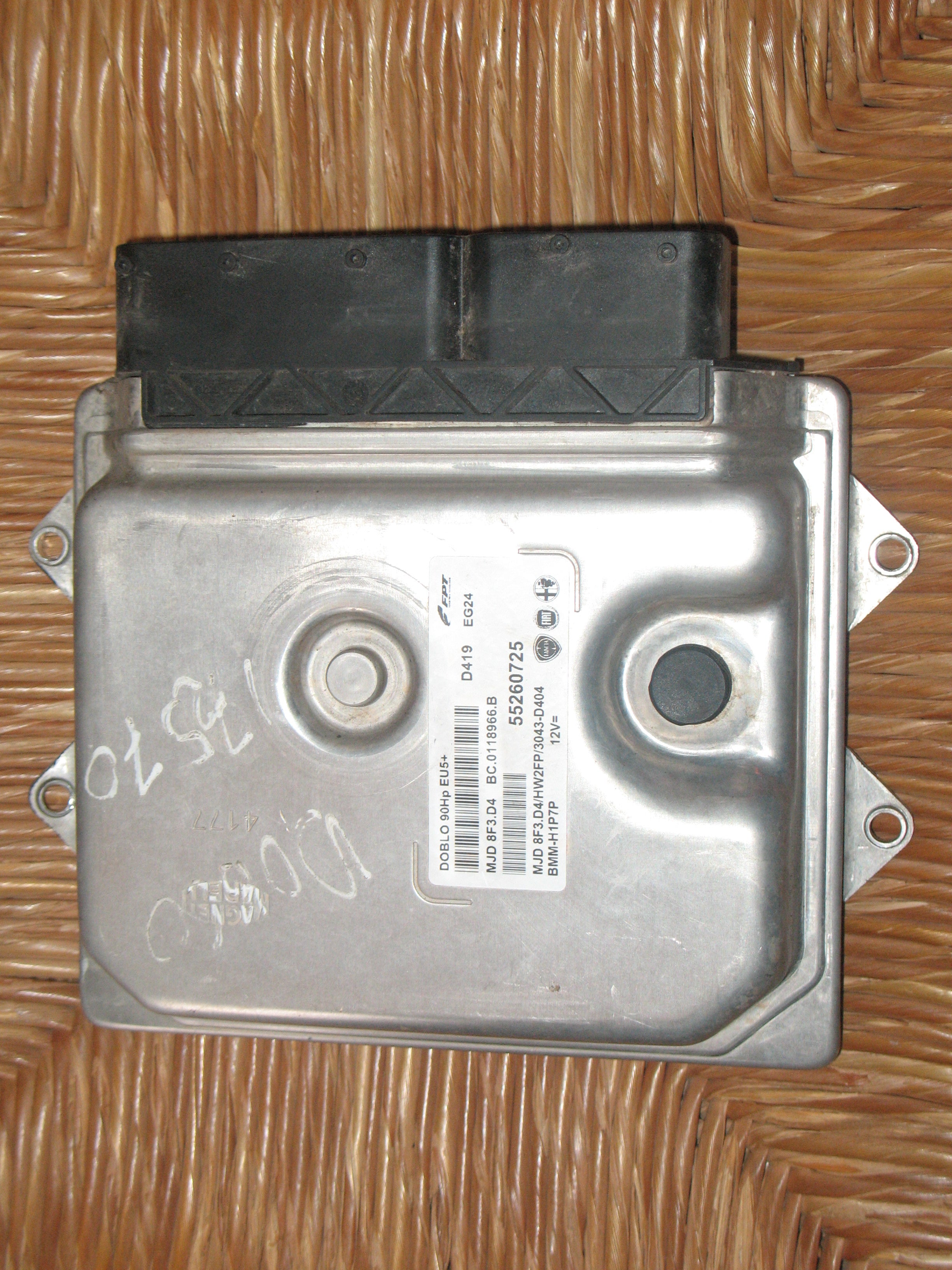 ECU FIAT DOBLO 90HP EU5+ 55260725 MJD 8F3.D4 HW2FP 3043-D404