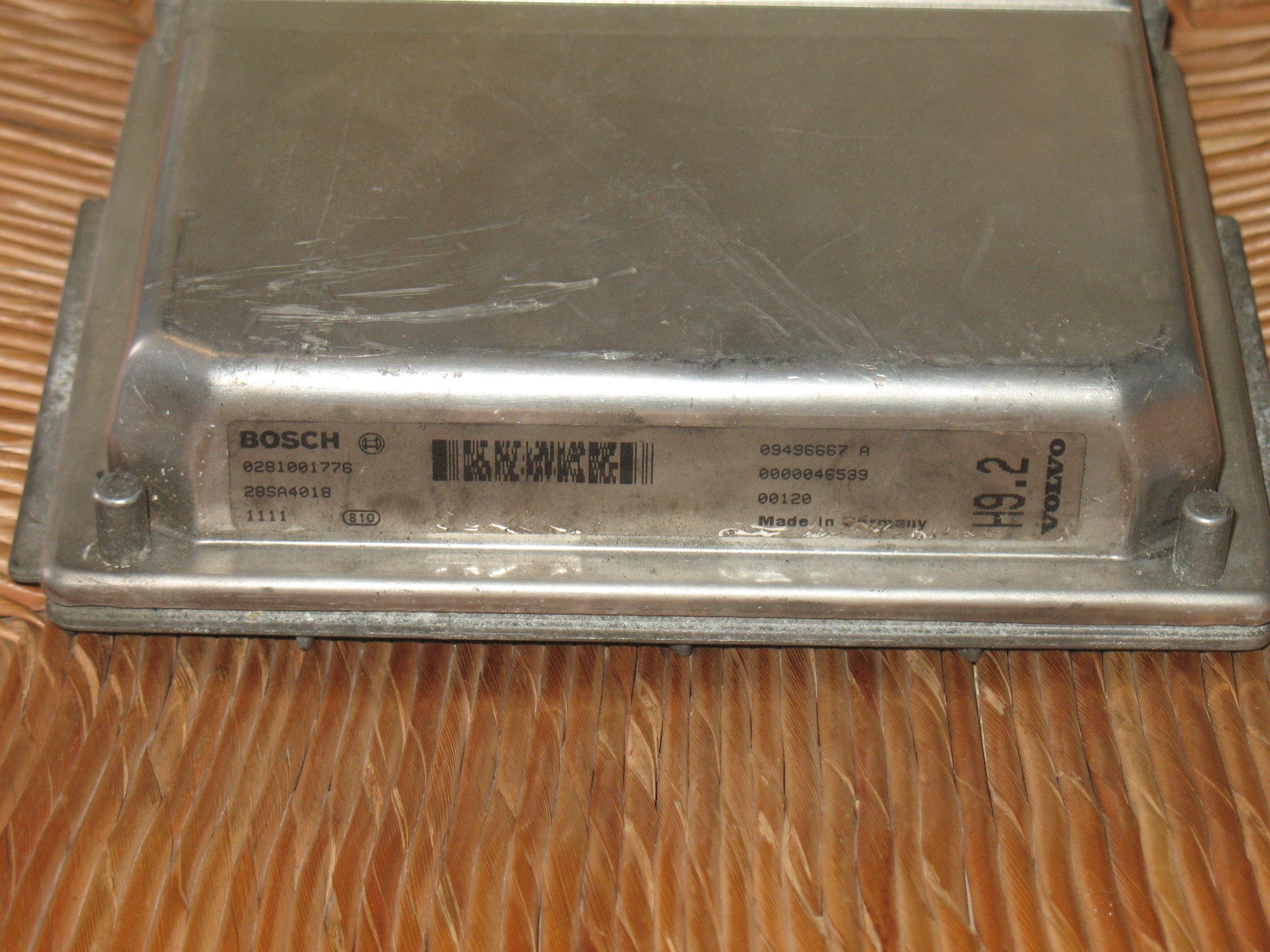 CENTRALINA MOTORE VOLVO 2.5 TDI BOSCH 0281001776 09470429B