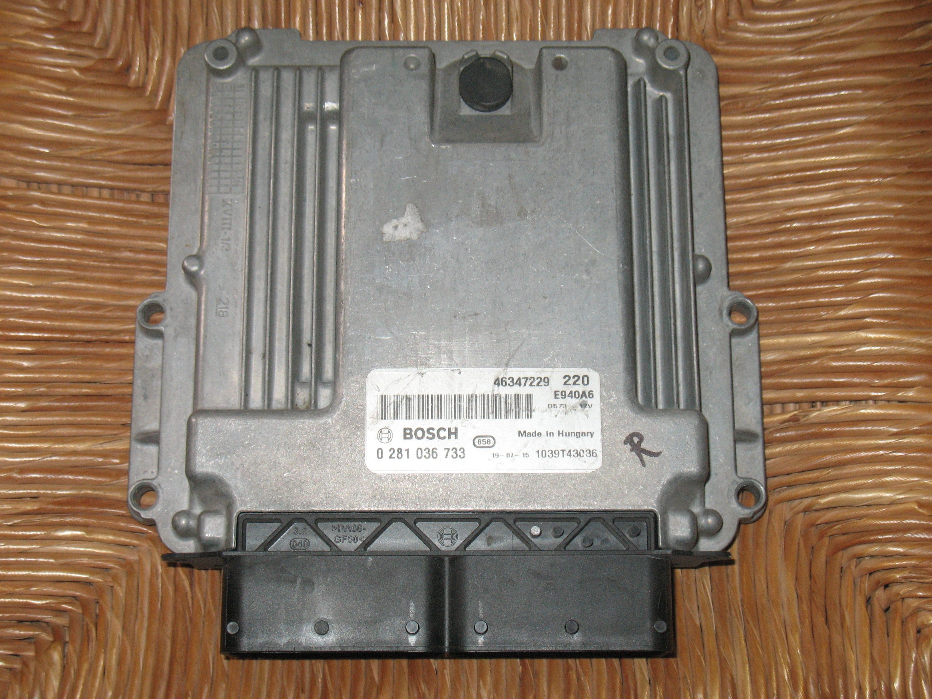 Ecu centralina ALFA ROMEO GIULIETTA bosh 0281036733 46347229 EDC 17C69