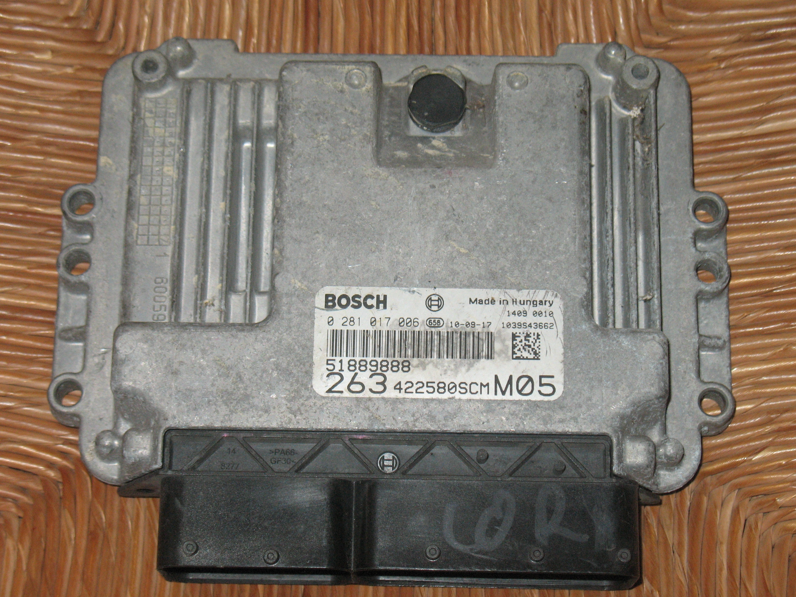ECU CENTRALINA FIAT DOBLO 1.6 0281017006 EDC 16C39-7.33 EDC 16C39-7 51889888 422580SCM
