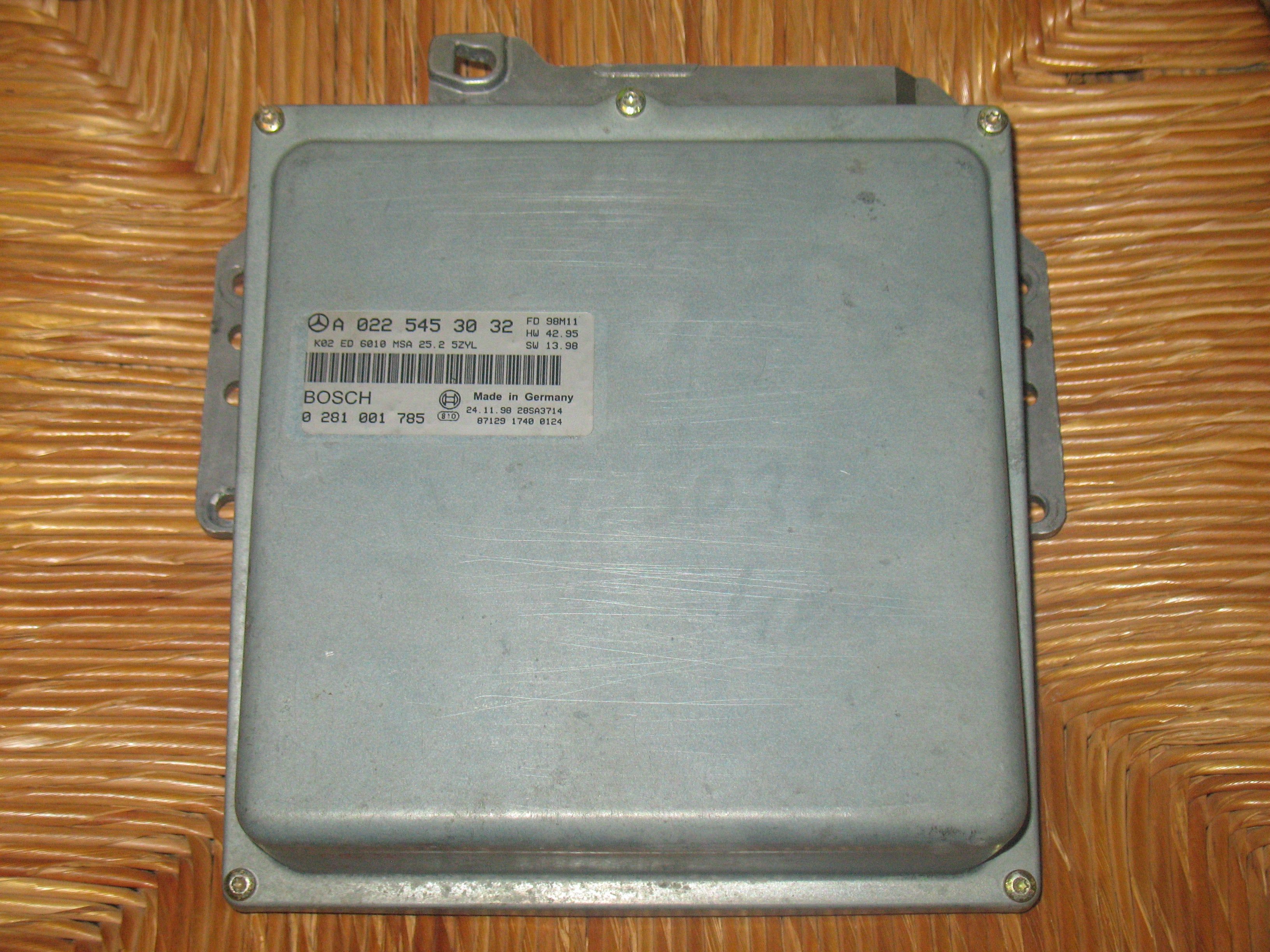 ECU CENTRALINA MOTORE MERCEDES 0225453032 A0225453032 0281001785