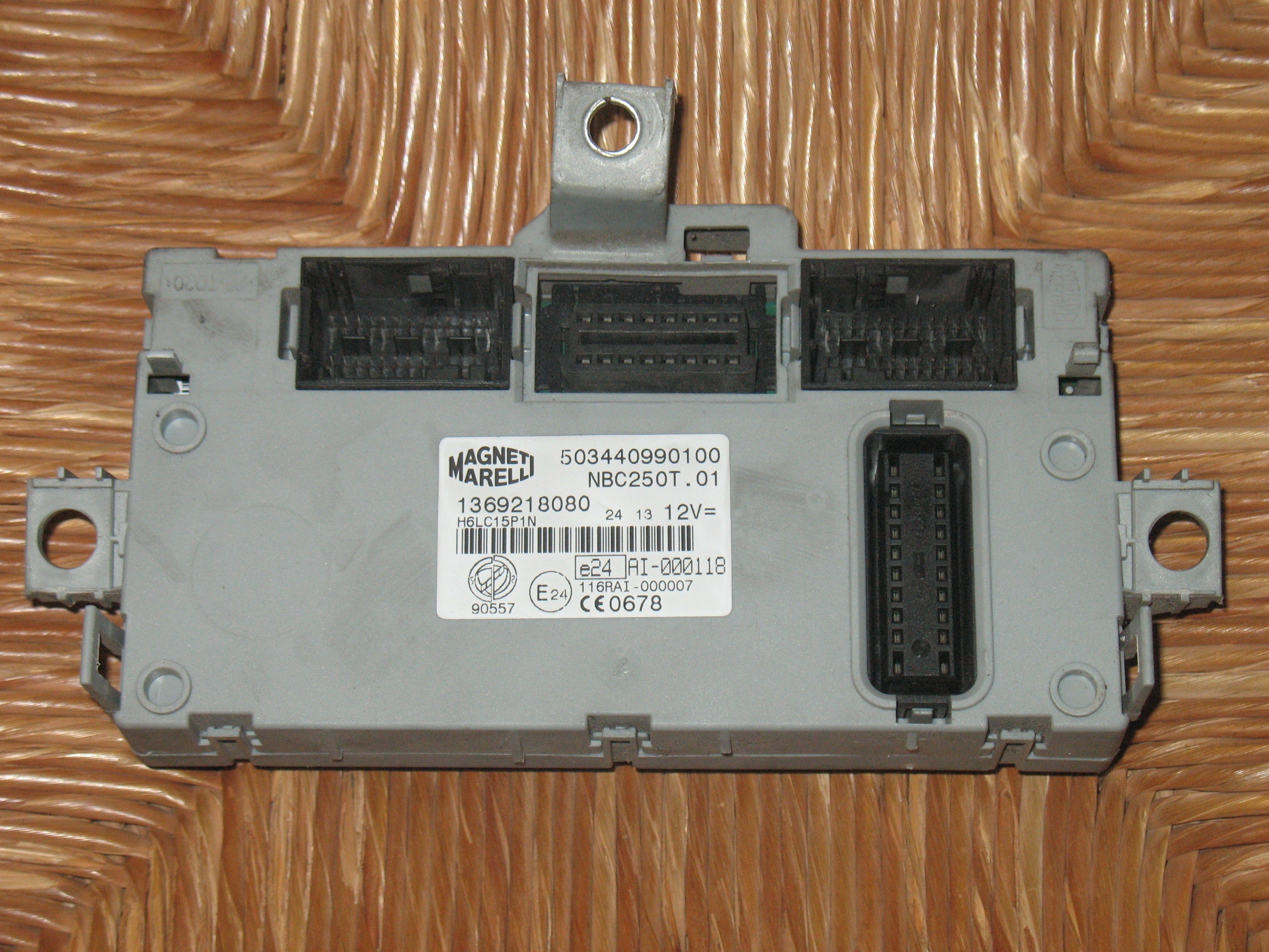 FIAT DUCATO 100 Multijet 2,2 D 1369218080 BODY  503440990100 NBC250T.01