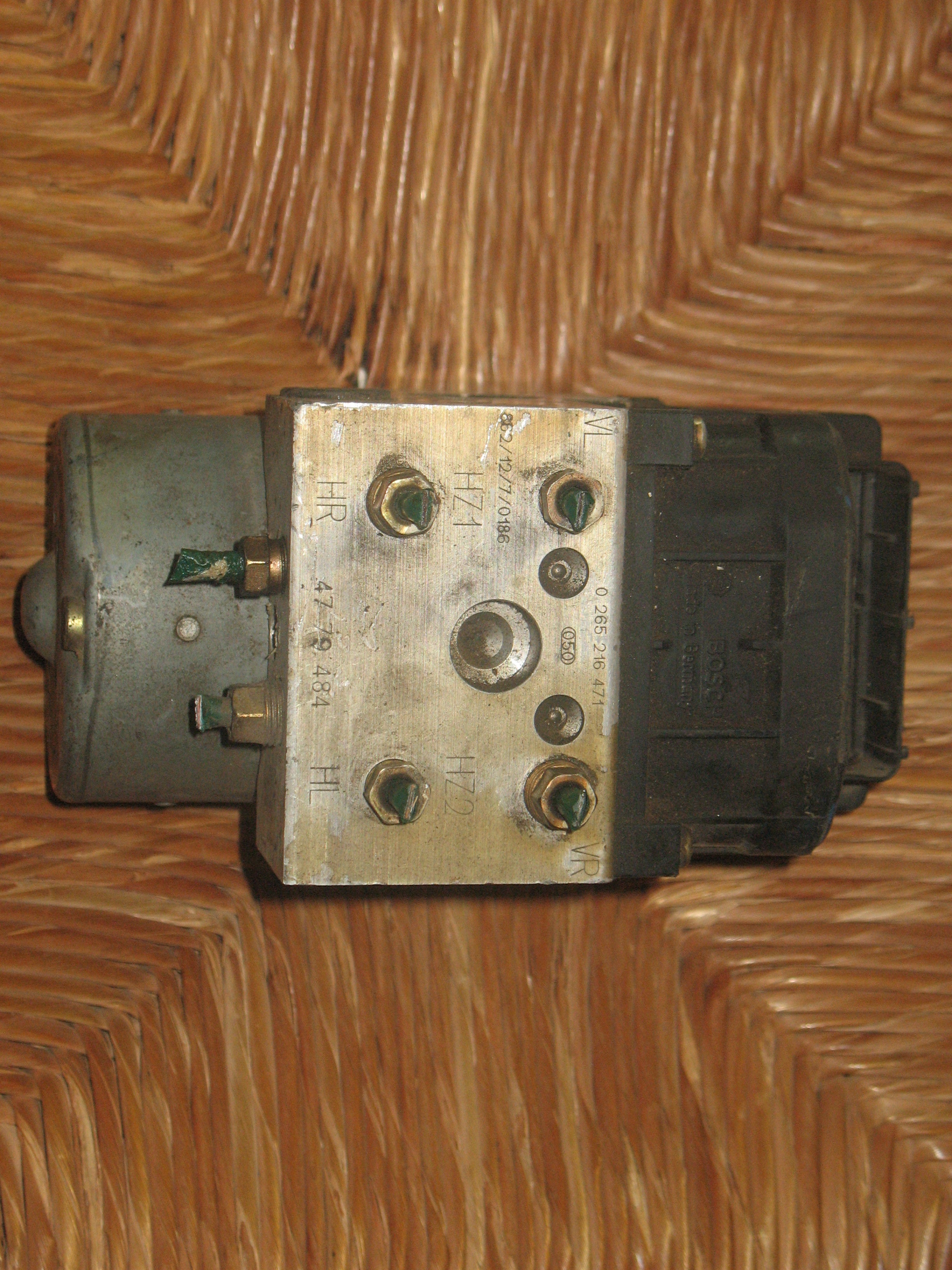 ABS POMPA CENTRALINA SAAB BOSCH 0265216471 4779484 0273004223