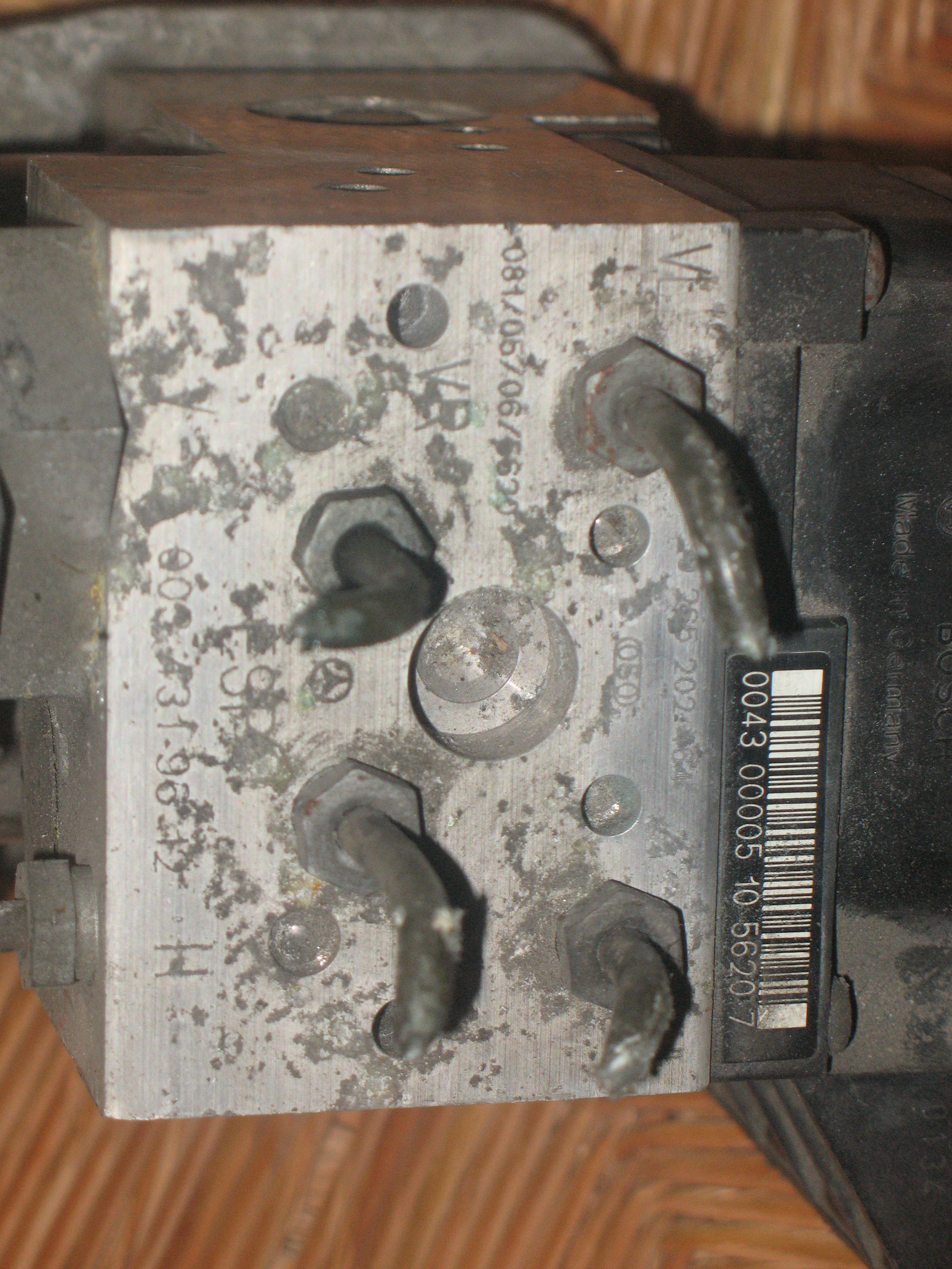 0034319612 abs per MERCEDES-BENZ CLASSE E 200 (210.035) 1999 0265202464 1885053