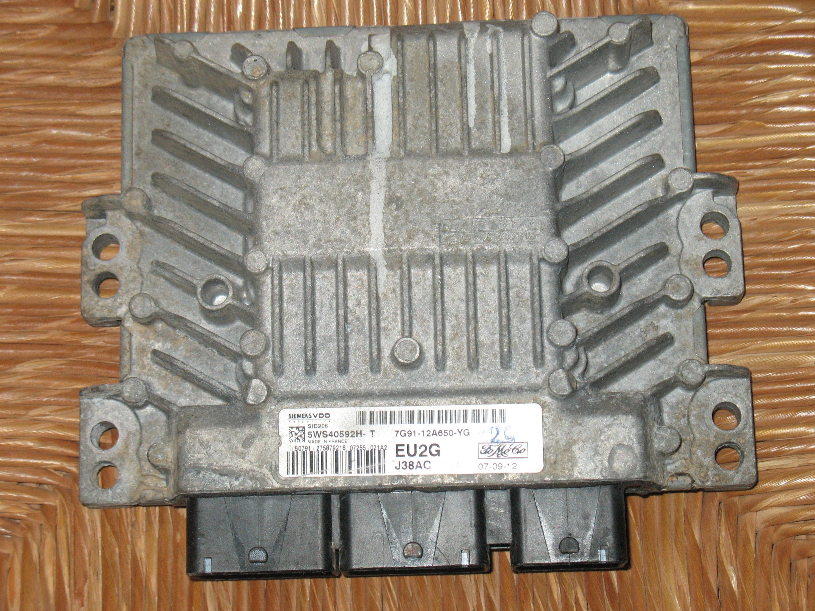 ECU SIEMENS SID 206 5WS40592H-T FORD 7G91-12A650-YG EU2G