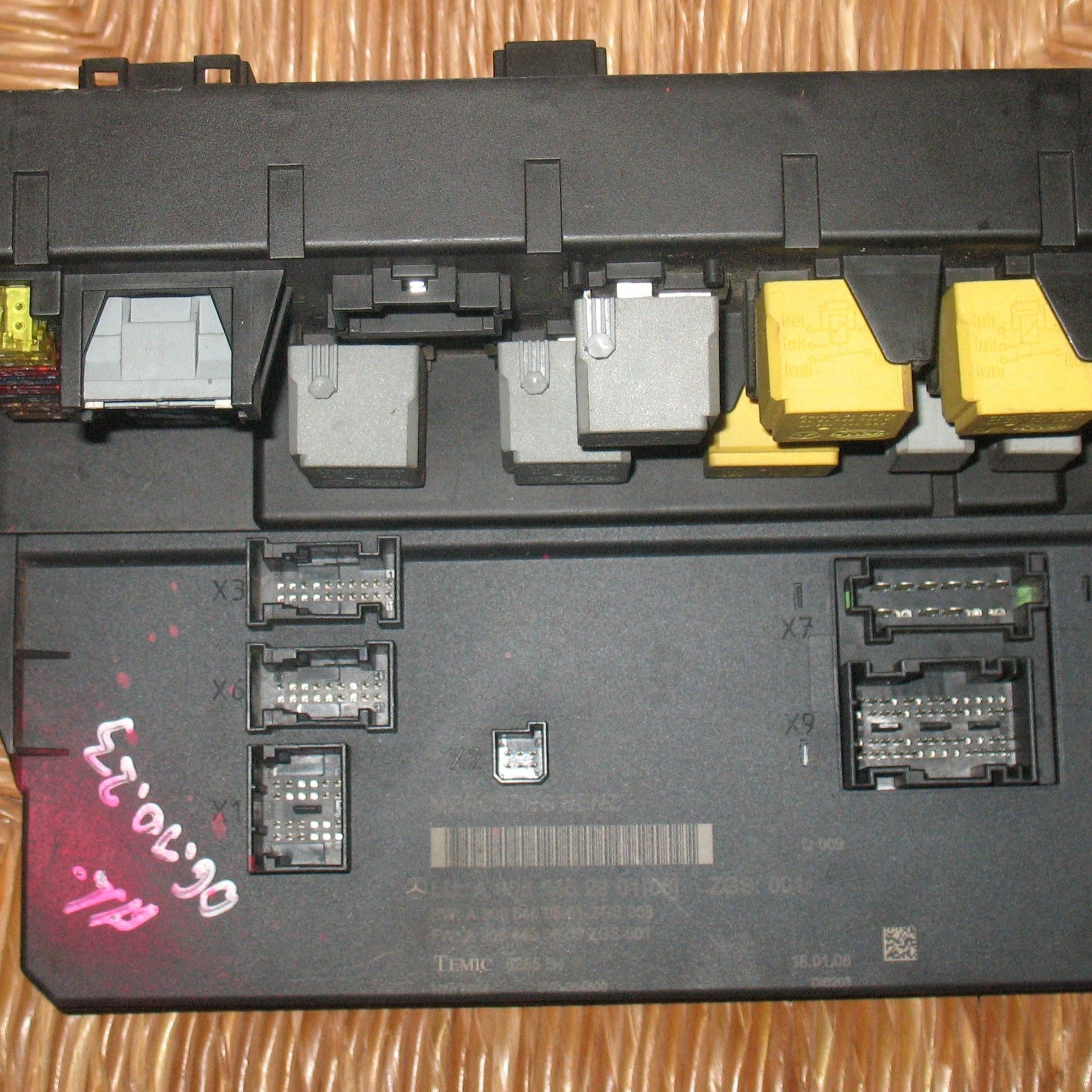 BODY SAM Mercedes Sprinter Vw Crafter A9065452901 A906545290106 ZGS 001 A9065450501 ZGS 008