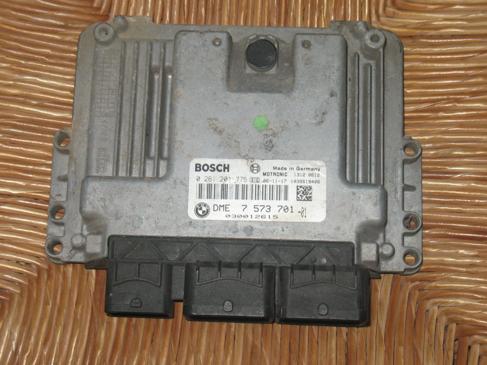 ECU CENTRALINA MINI COOPER R56 1.6 MEV17.2 0261201775 DME7573701 030023043