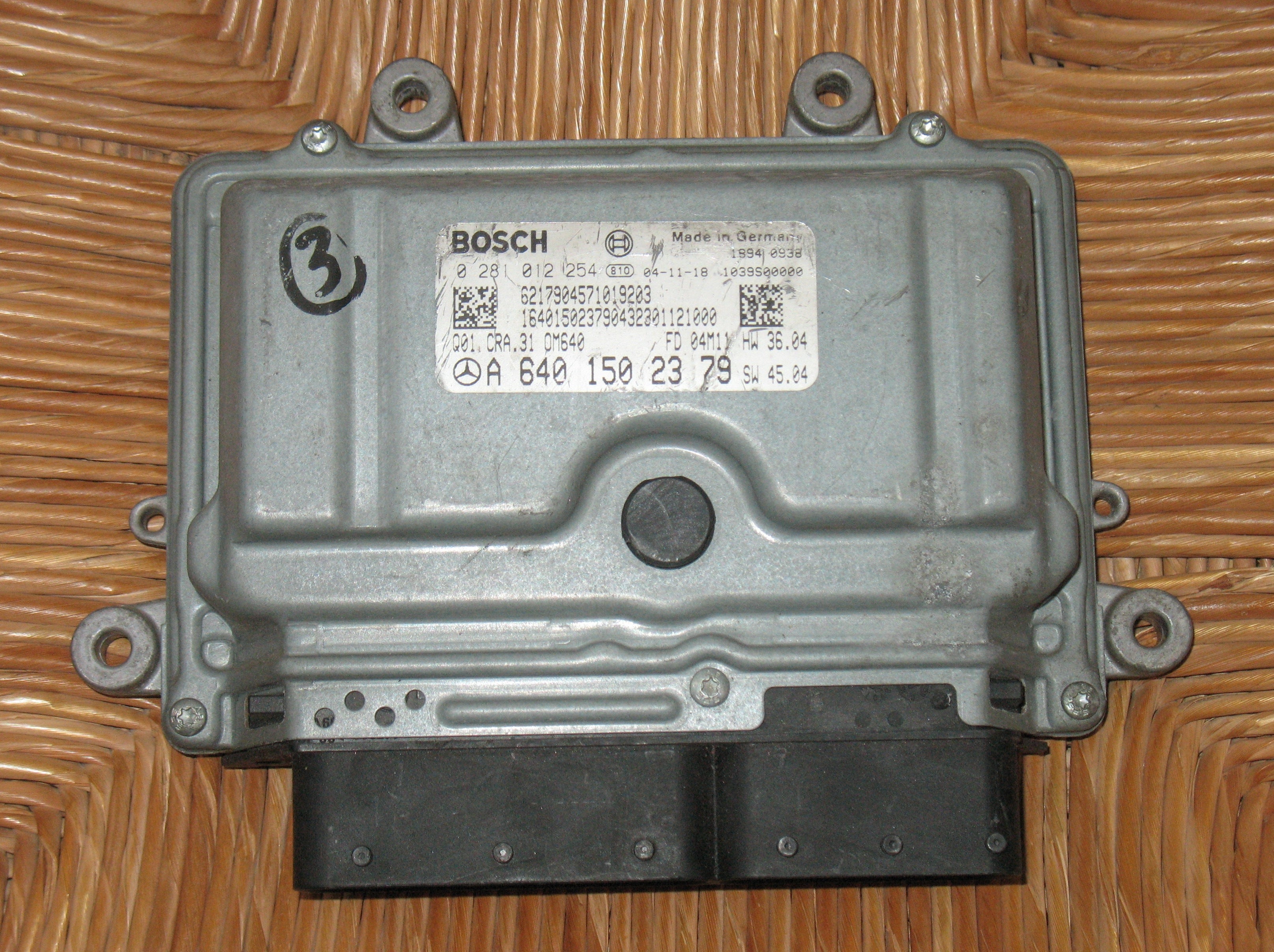 ECU BOSCH 0281012254 MERCEDES-BENZ Classe A W/C169 CDI 60kw A6401502379
