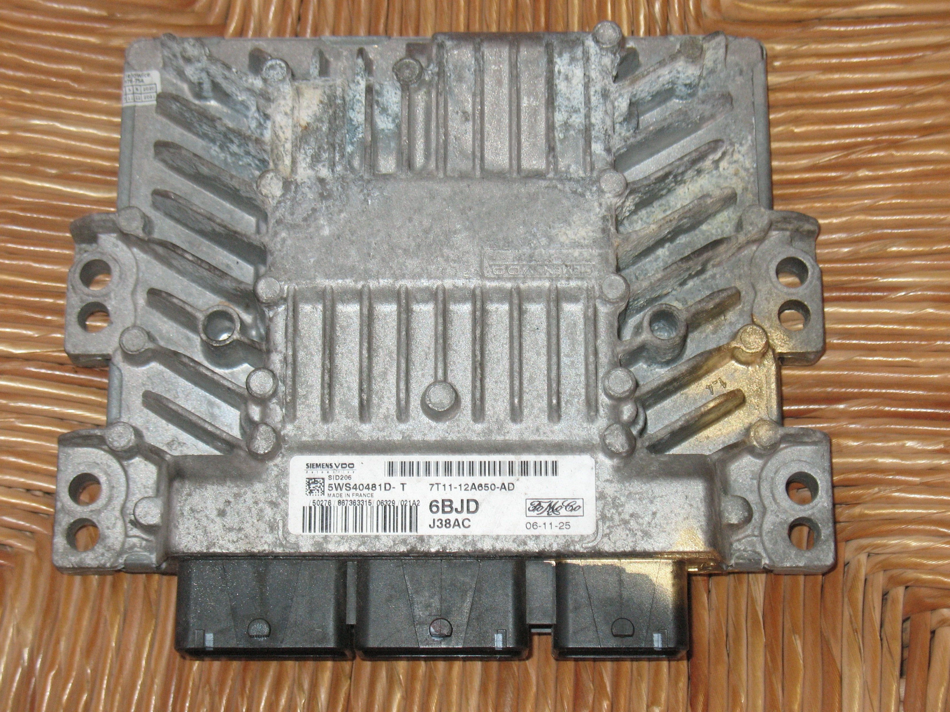 ecu FORD TRANSIT CONNECT 1.8 TDCI 2006-13 SIEMENS 5WS40481D-T 7T11 6BJD