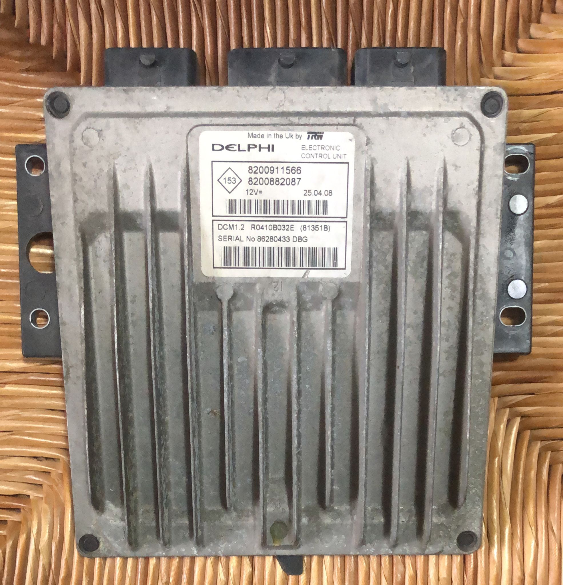 ECU Renault Twingo 1.5DCI 8200882087 81351B DCM1.2 81351B DELPHI 8200911566