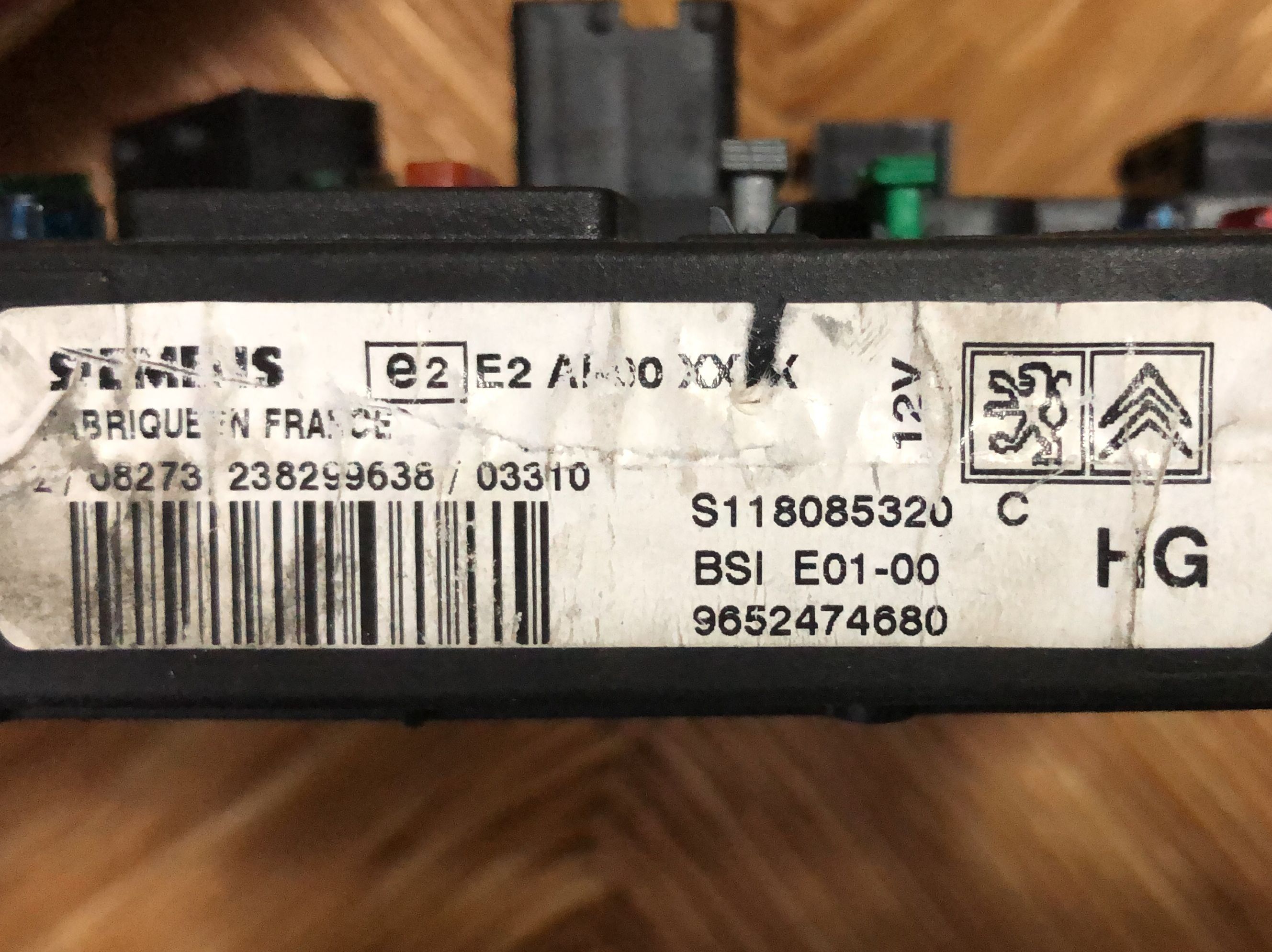 BODY BSI E01-00 S118085320C 9652474680 PSA Siemens