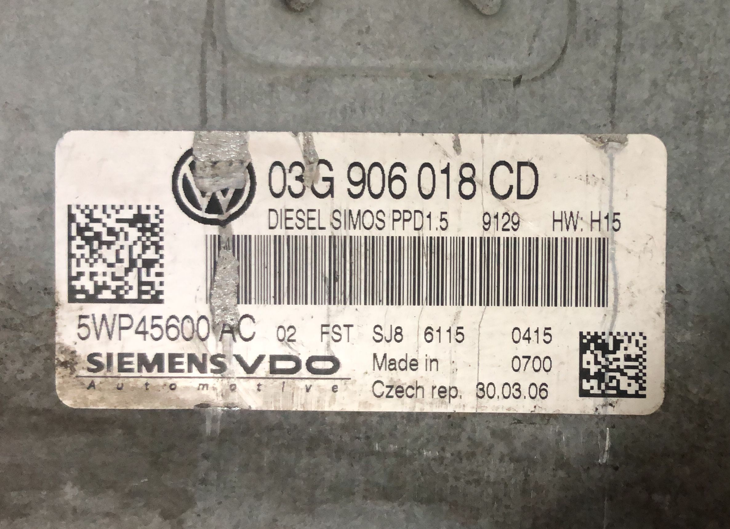 ECU VW PASSAT 2.0 TDI 03G906018CD SIEMENS 5WP45600 AA Simos PPD1.5
