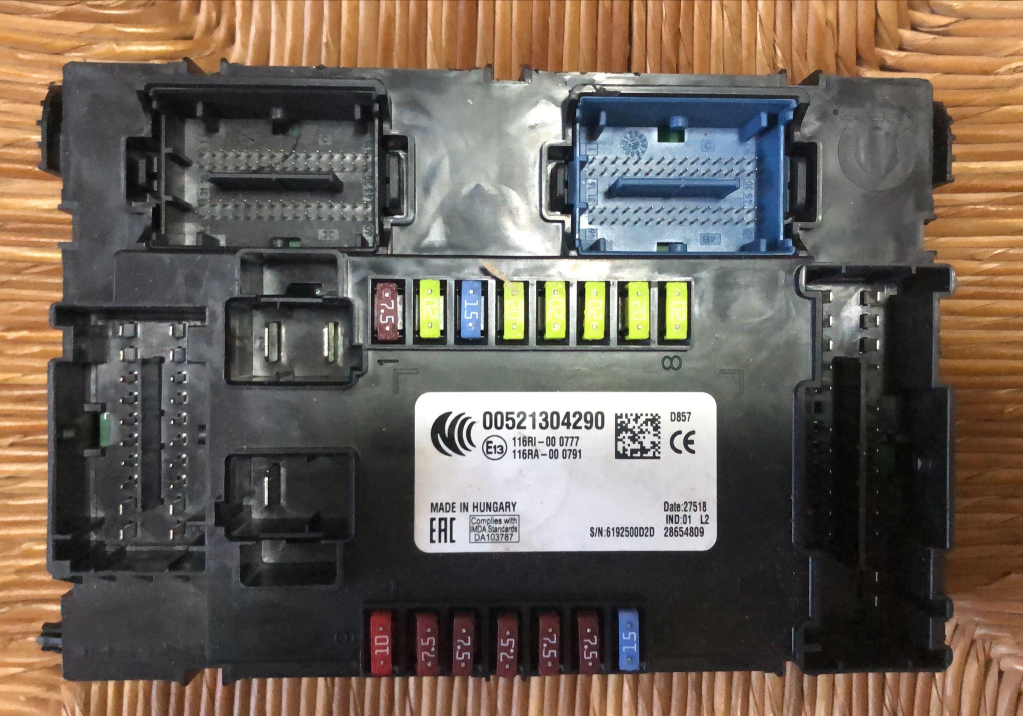 Centralina Fusibili Interna Body computer 00521304290 Jeep Renegade (5i) 2.0 16V MJT (103kw) 4WD 5p/d/1956cc