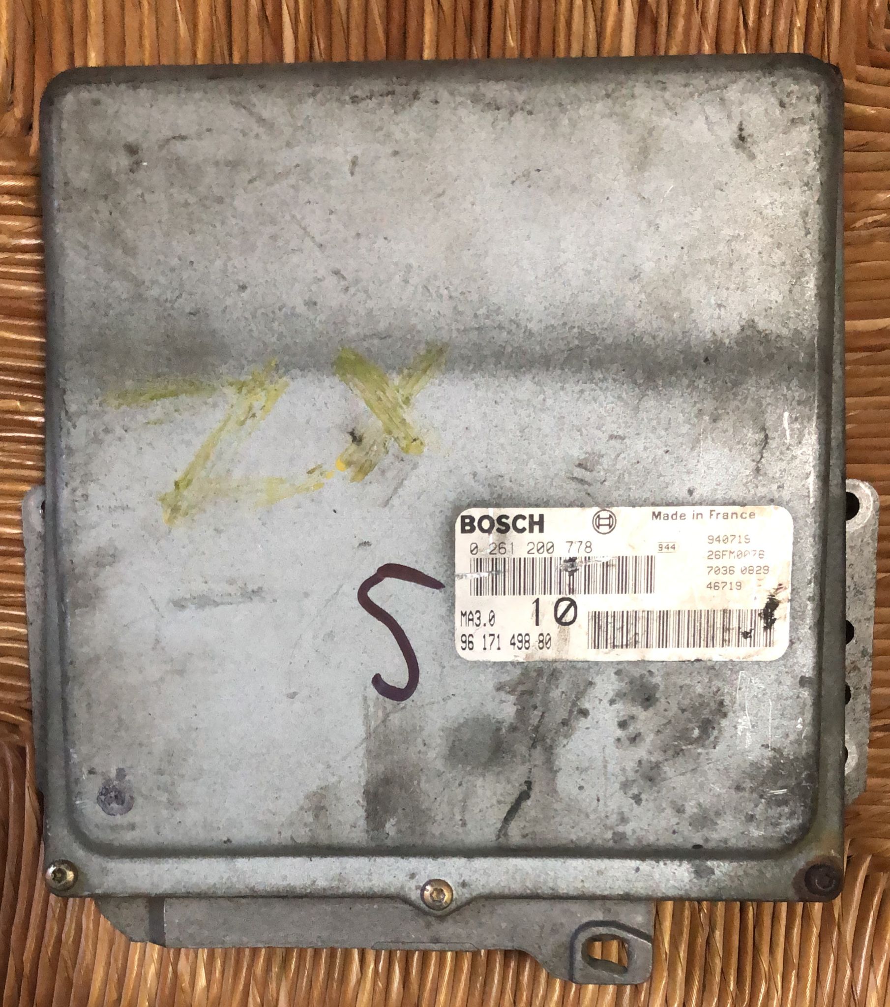ECU PEUGEOT 106 205 306 1.4i E CITROEN 0261200778 9617149880 MA3.0