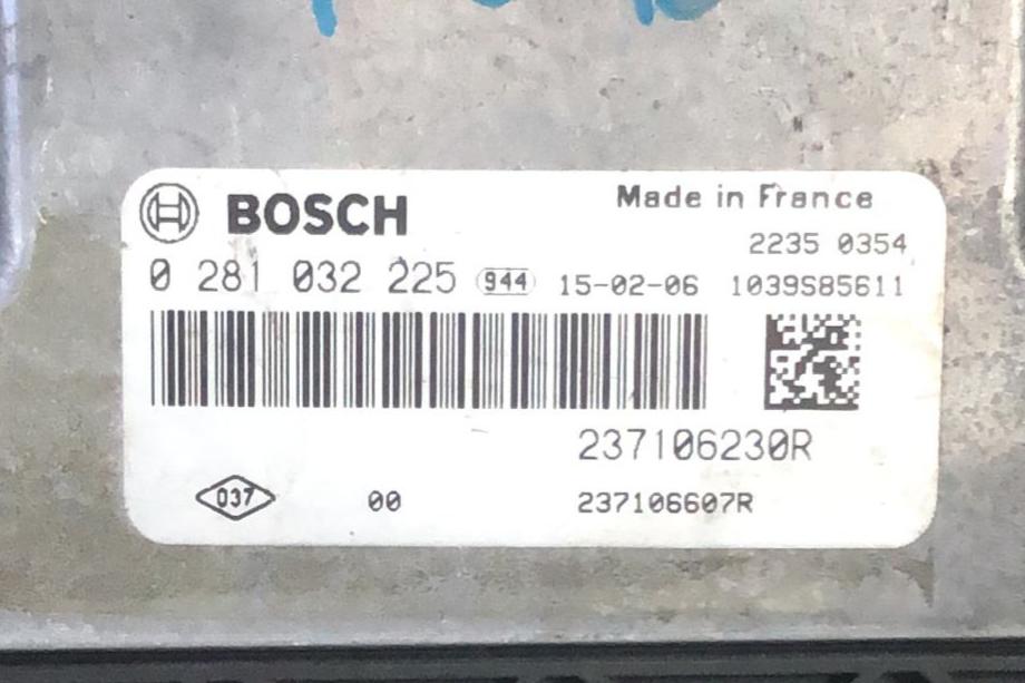 ECU MOTORE RENAULT ESPACE 1.6 0281032225 237106230R 237106607R EDC 17C84-3.3