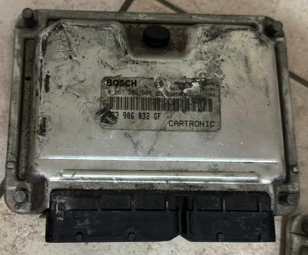 CENTRALINA MOTORE PORSCHE CAYENNE 9PA 3.2I 184KW 0261208668 ME7.1.1 022906032GF