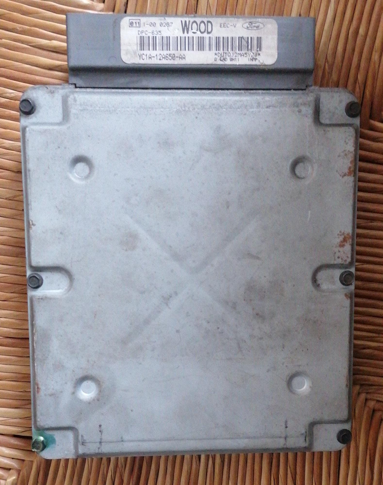 ECU centralina FORD TRANSIT VI 2.4 STEROWNIK SILNIKA YC1A-12A650-AA WOOD dpc-635
