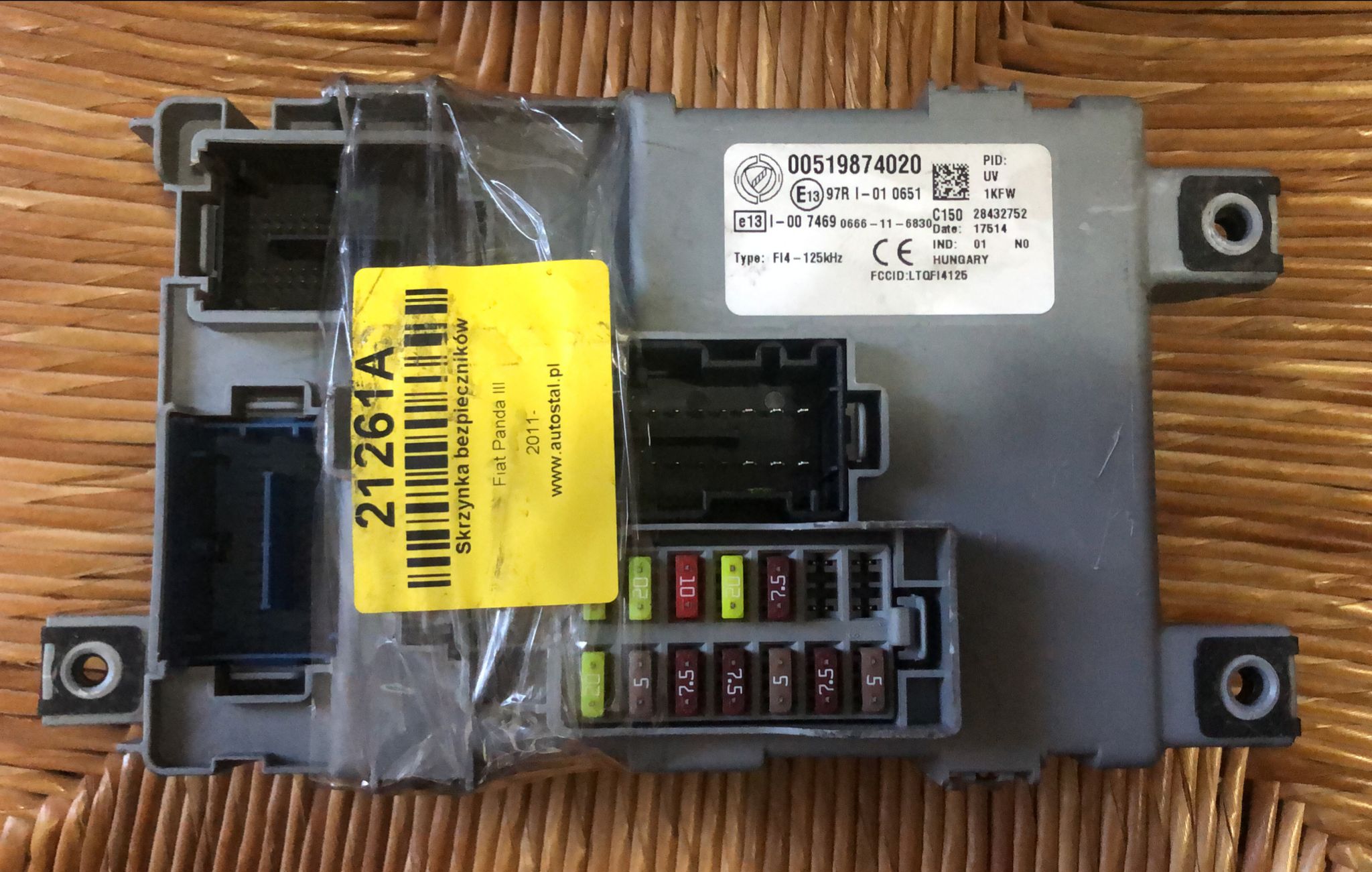 Fiat BCM body computer 00519874020 delphi 28432752