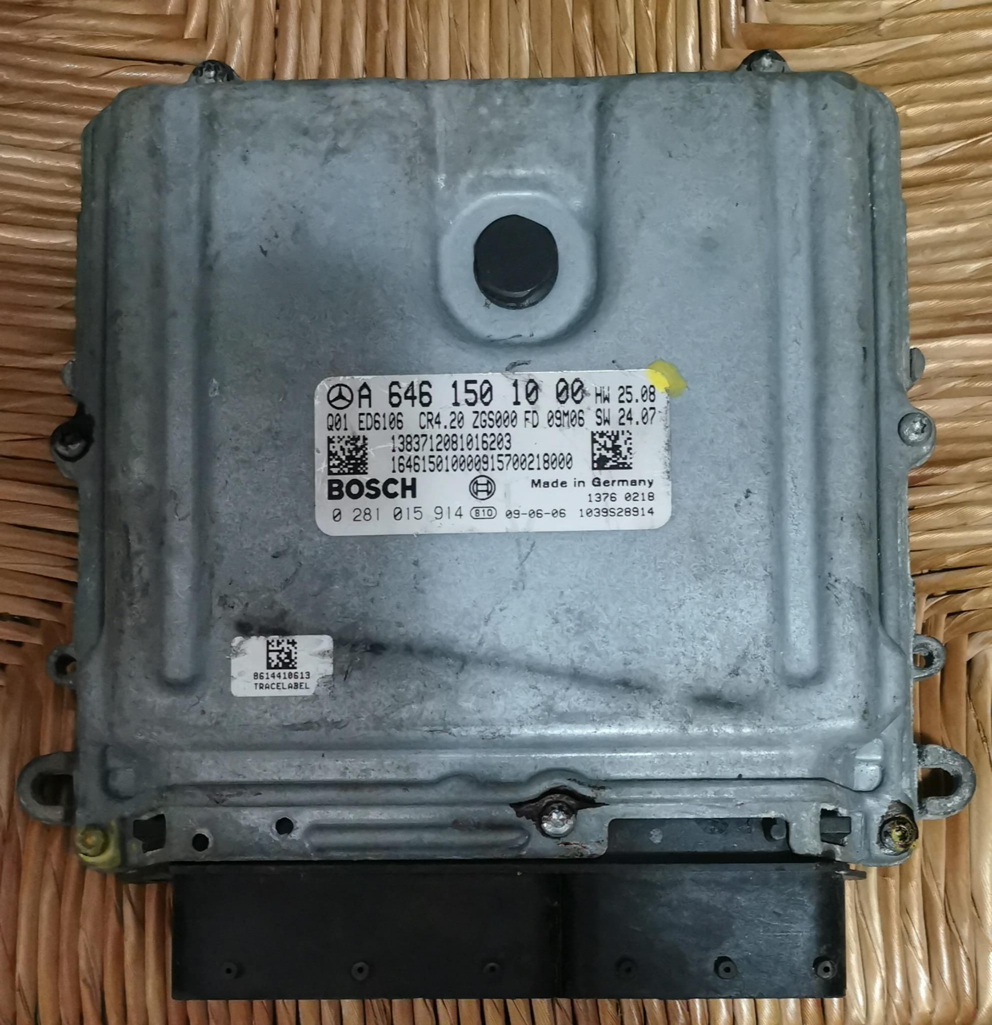 ECU Mercedes Sprinter 2.2CDI 0281015914 A6461501000 EDC16CP31 EDC 16CP31-8.20