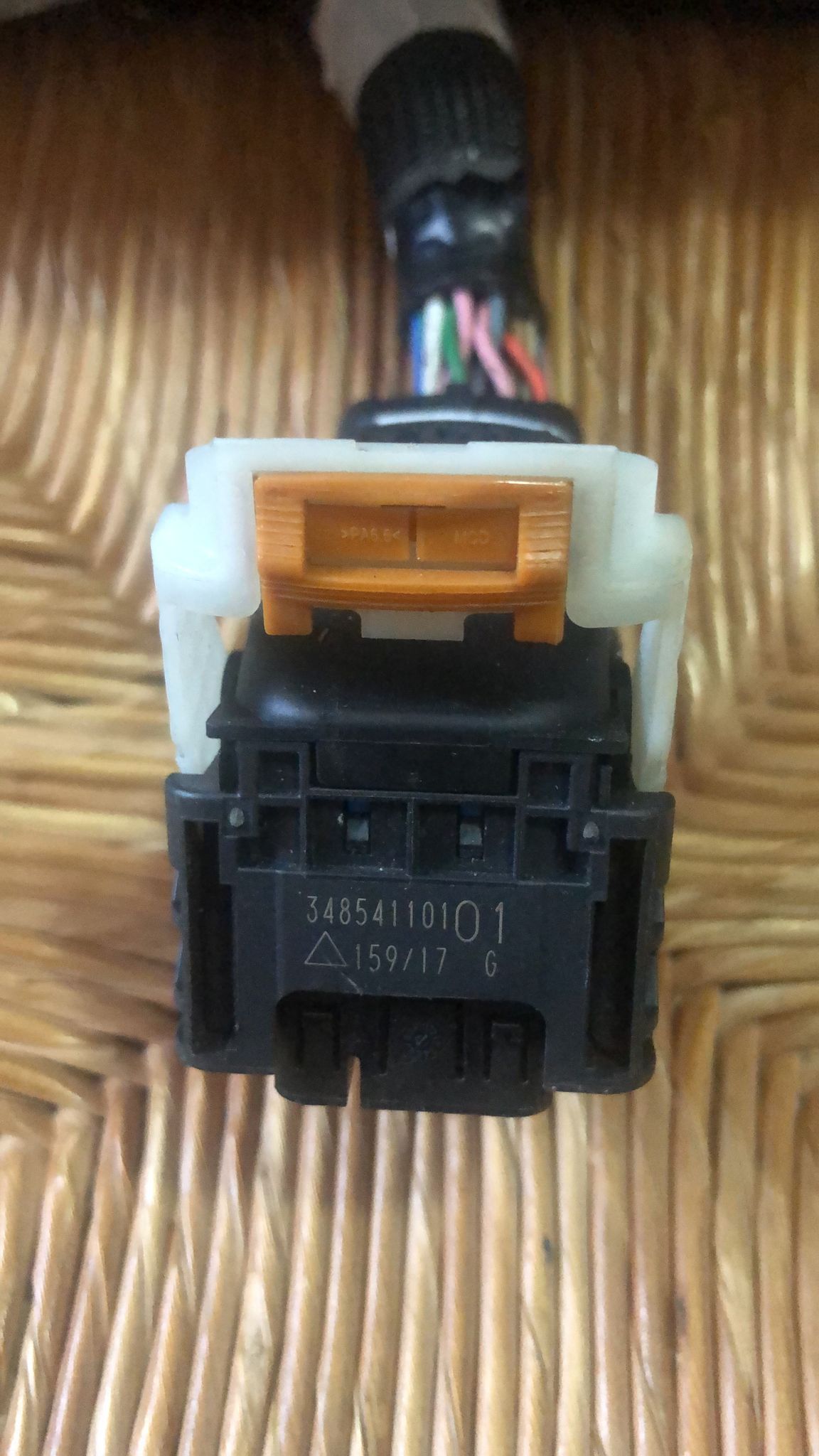 CONNETTORE SPINA CABLAGGIO ECU CONTROLLER MOTORE DCM7.1A 34854110101