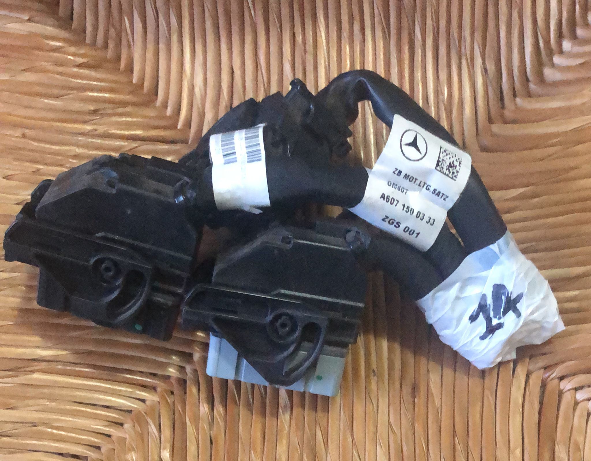 CONNETTORI a6071500333 per ECU MERCEDES A-CLASS 2013 W176 CONTINENTAL S180170003A A6079000700 Sid307