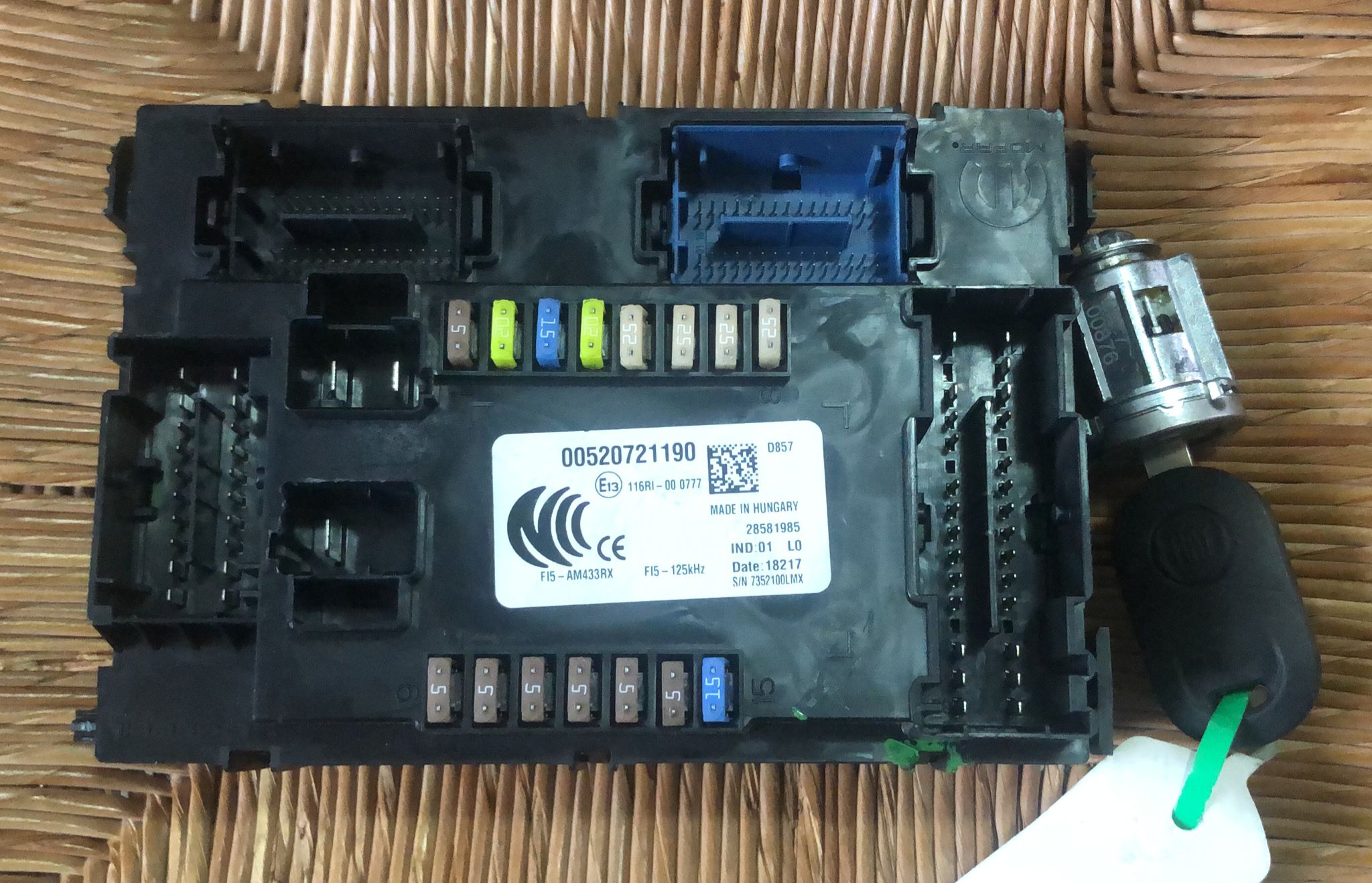 00520721190 porta fusibili per FIAT TIPO RANCHERA FAMILIAR 1.4 2016 5220802