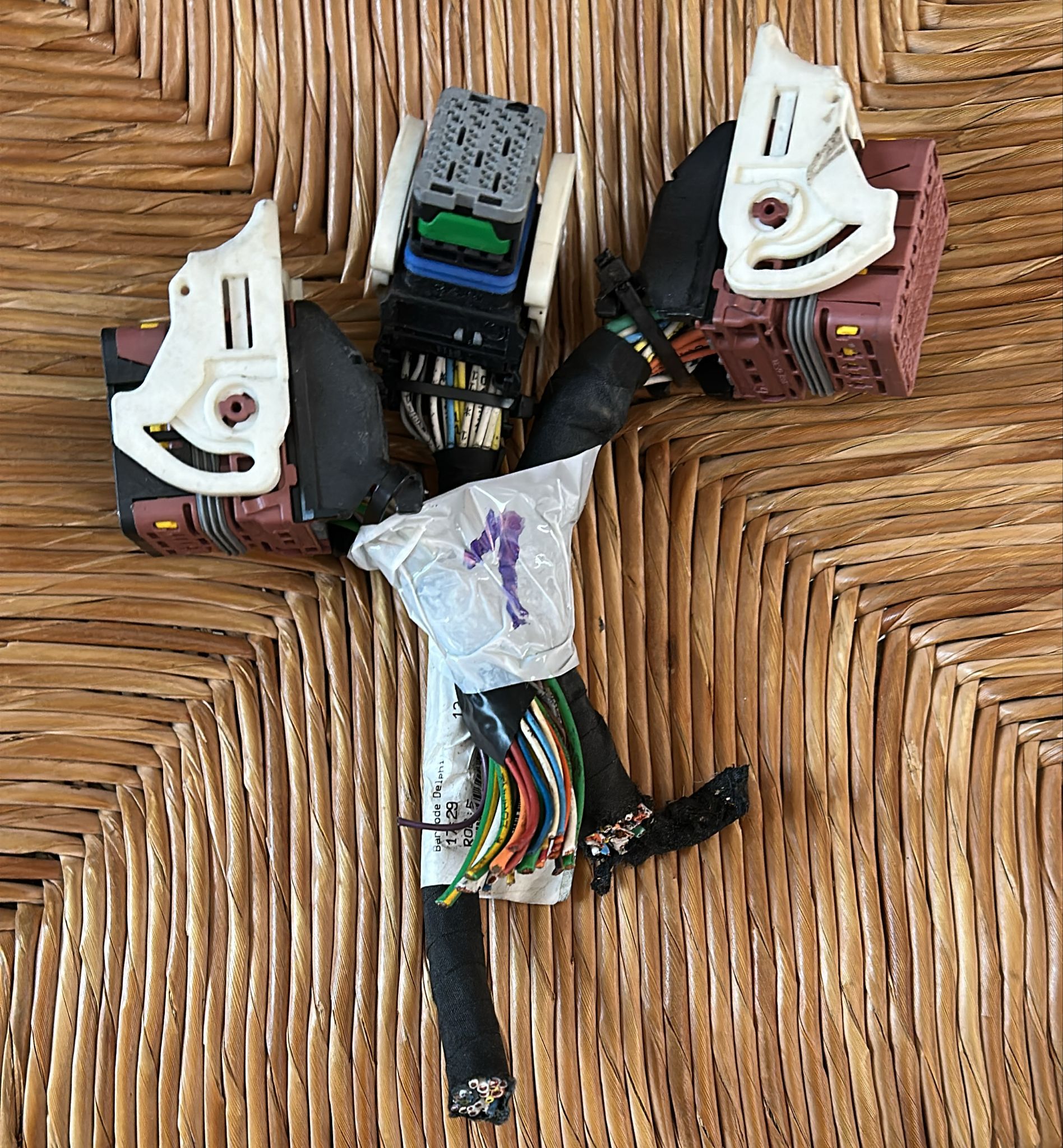 connettori PEUGEOT 207 (WA_, WC_) 1.4 16V V760119780 CITROEN C4 II 1.4