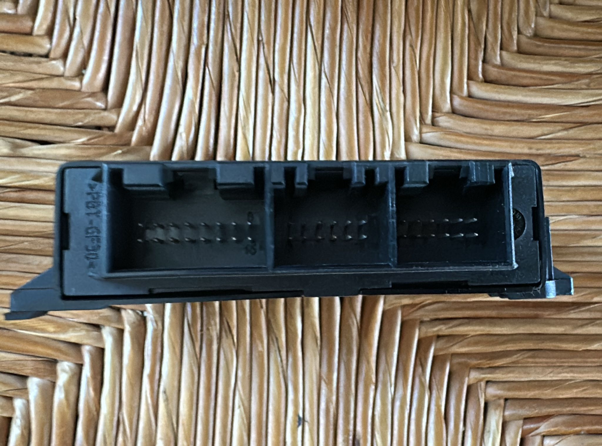 CENTRALINA SENSORI PARCHEGGIO - LANCIA DELTA - ANNO 2008 - 2014 - VALEO - COD 51809060