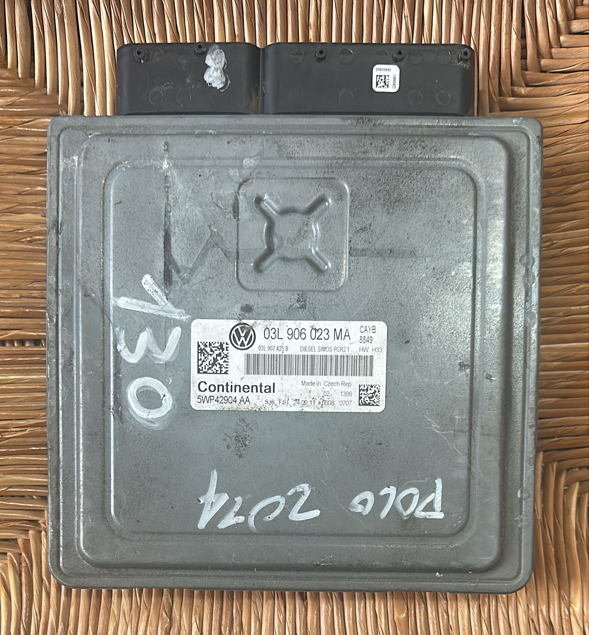 Centralina Continental 03L906023MA 5WP42904AA SIMOS PCR2.1 VW Polo 1.6 TDI