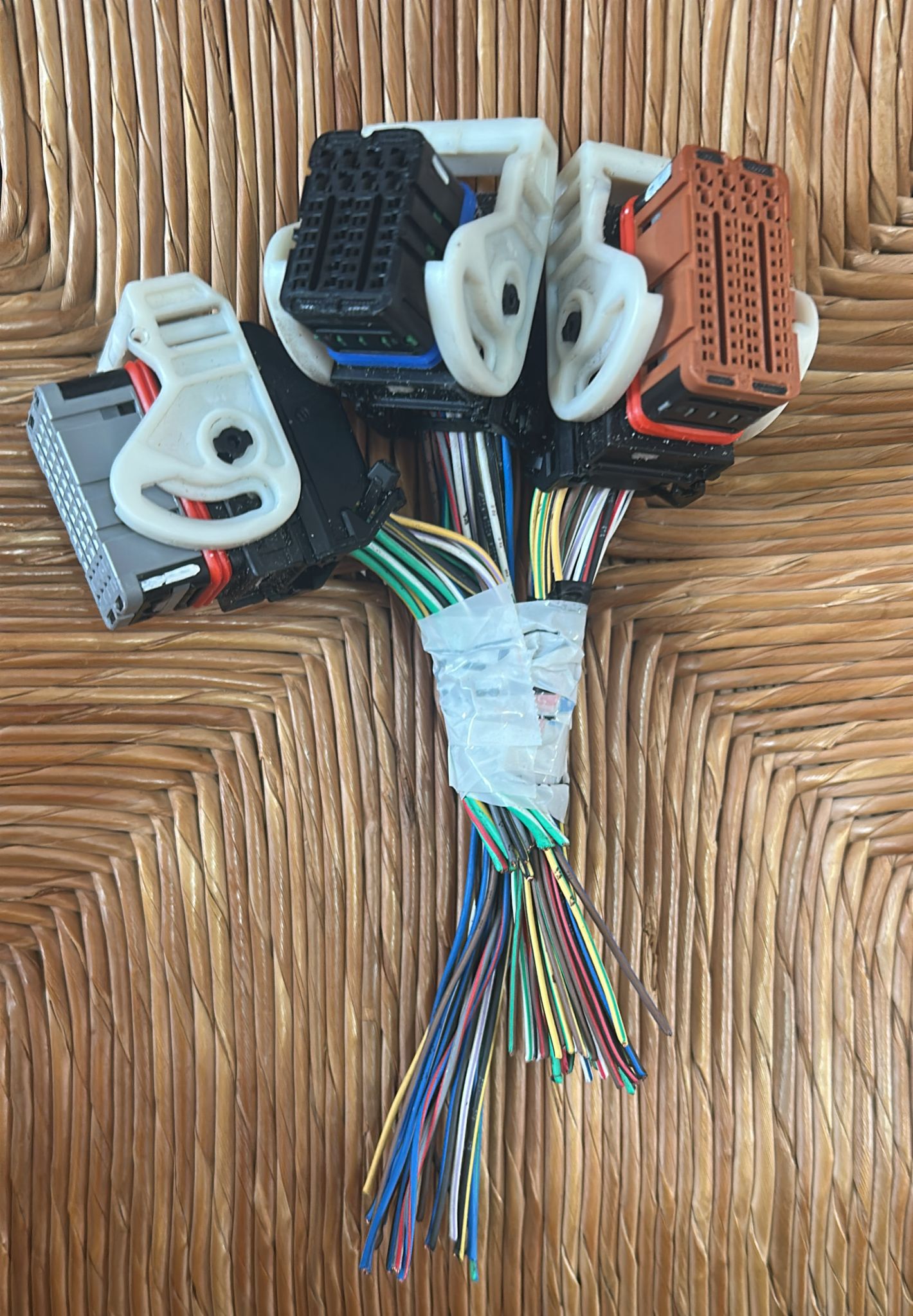 Spinotti Connettori per ecu FORD KUGA 2.0 5WS40862C-T SID206 V4CB 8V41-12A650-CB 8V41