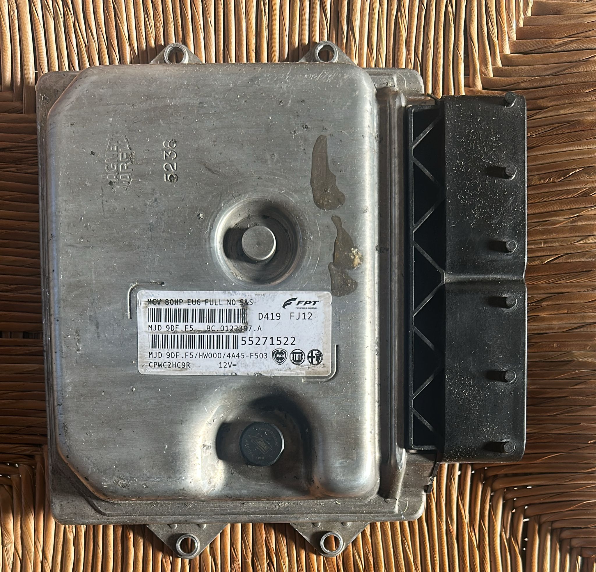 CENTRALINA MOTORE PER FIAT DOBLO / FIORINO / CITROEN NEMO / Qubo 1° Serie 55271522 Diesel 1248 MJD9DF.F5 HW000