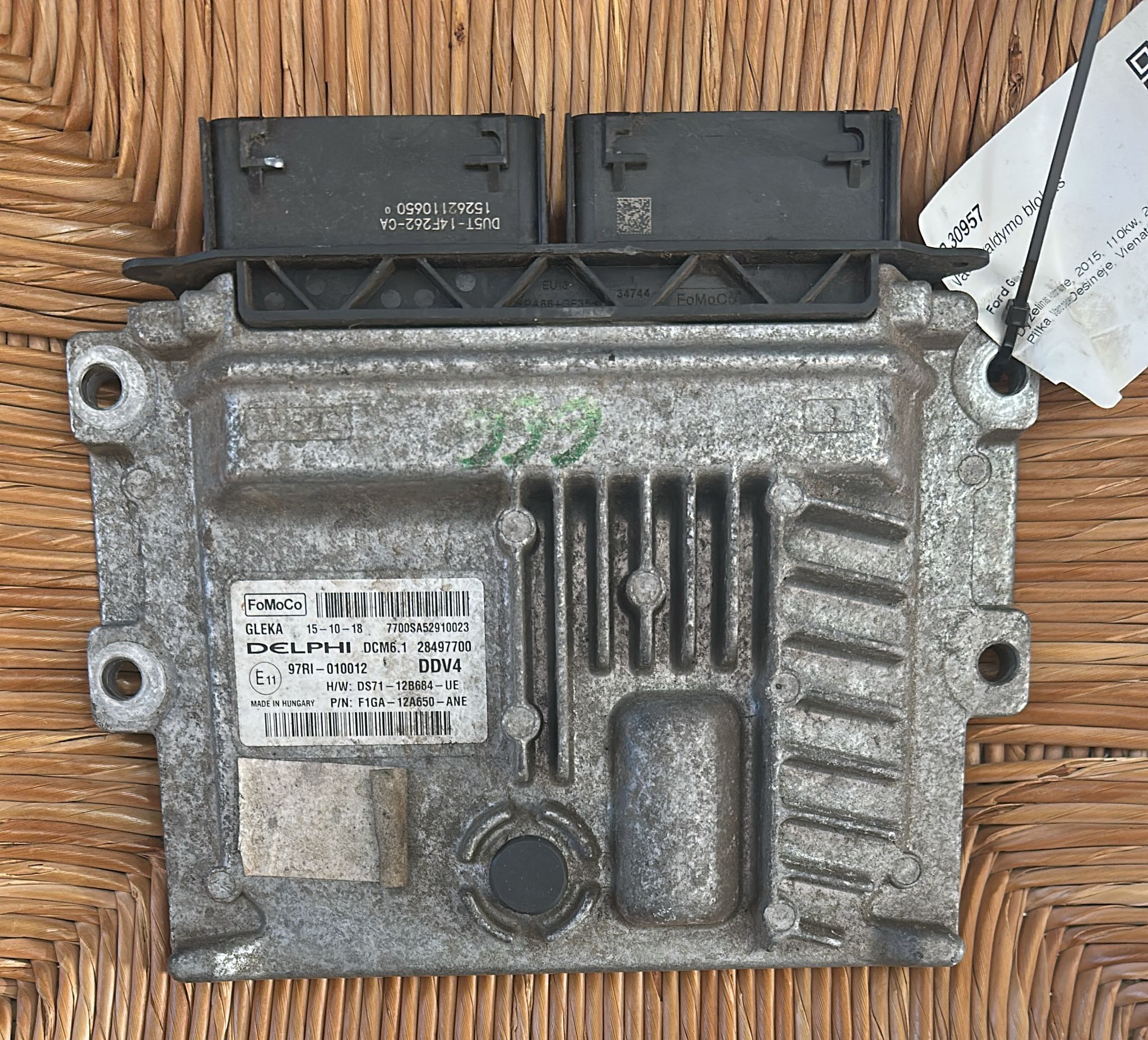 ECU DCM6.1 28497700 DS7112B684UE DS71-12B684-UE F1GA-12A650-ANE DDV4