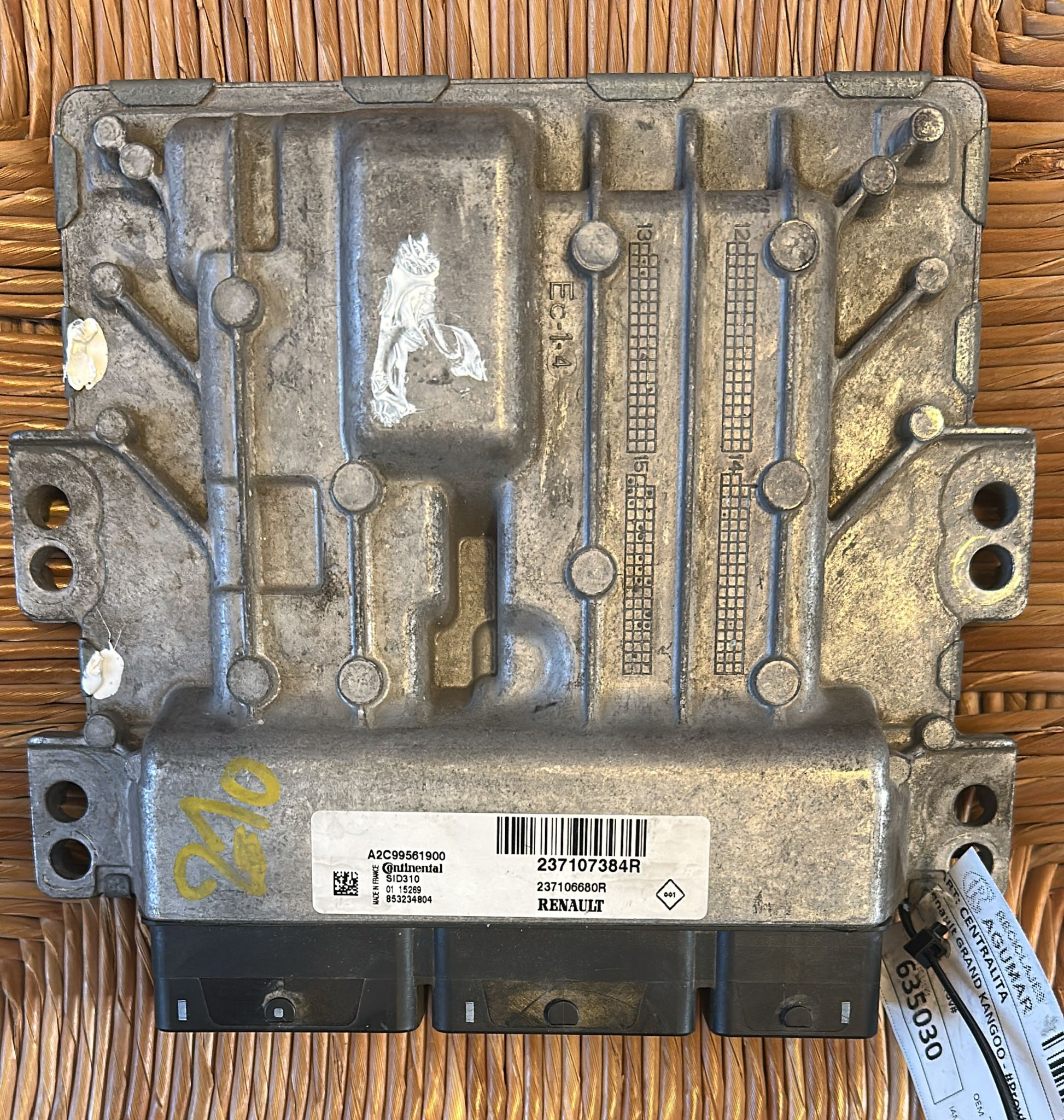 centralina motore Renault Kangoo 1.5DCI 237107384R A2C99561900 SID310