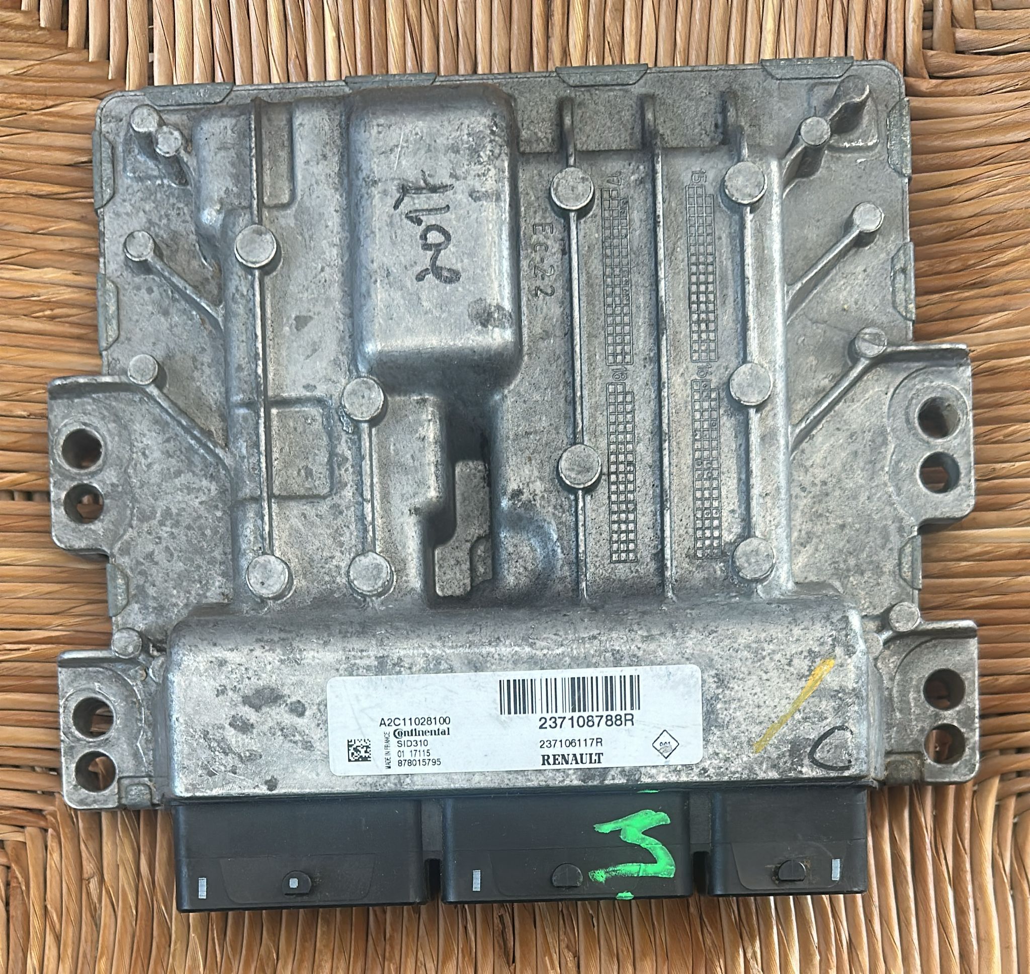 CENTRALINA MOTORE RENAULT MASTER OPEL MOVANO 237108788R A2C11028100 SID310