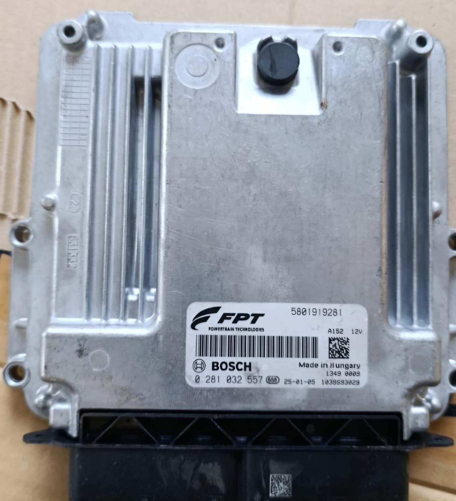 Centralina motore IVECO DAILY VI Van 35S12 5801919281 0281032557 EDC17C69-3.72