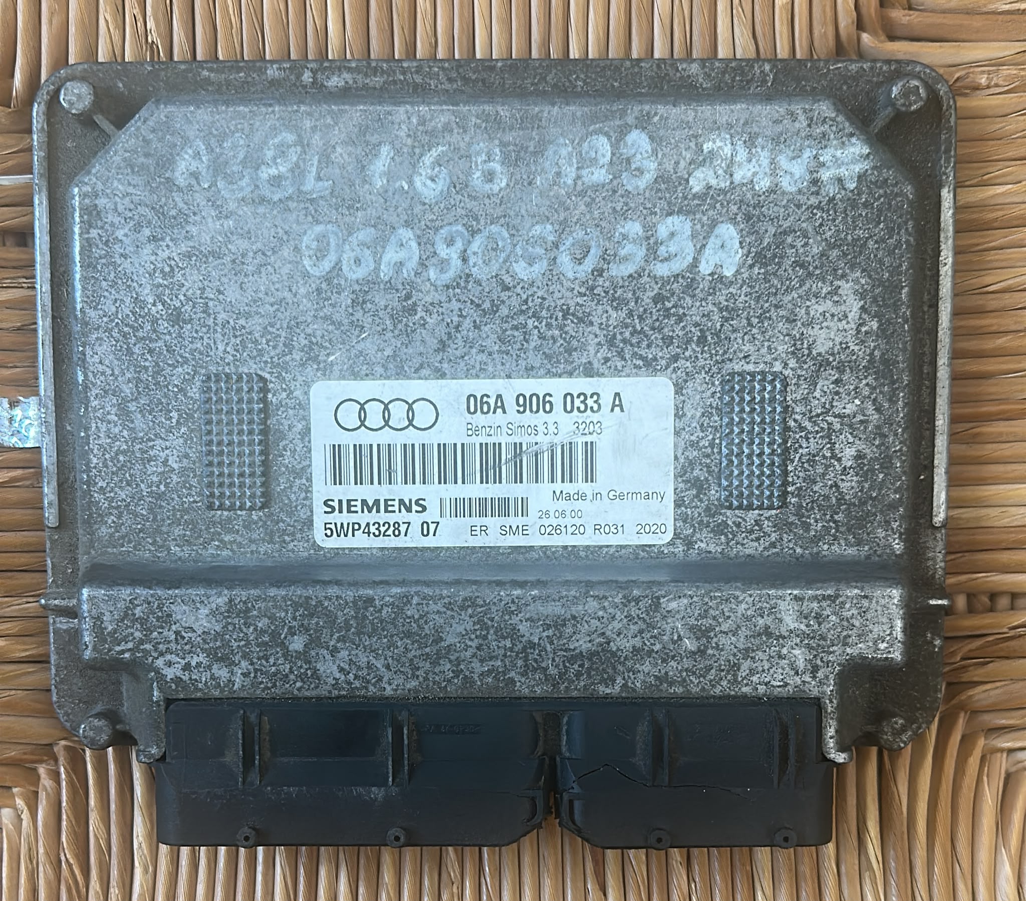 ecu centralina 06A906033A 5WP43287 07 Audi Siemens SIMOS 3.3 3203