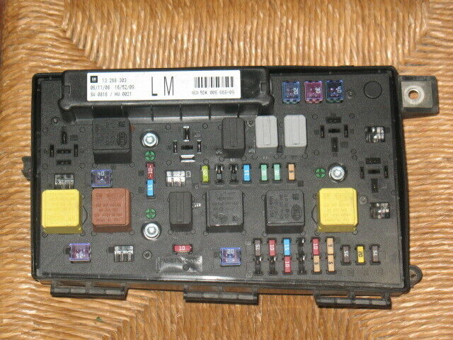 Scatola fusibili opel astra zafira B 1.6 13268303 5dk 008 668-09