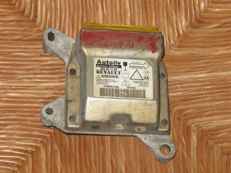 Airbag 8200325696 Renault Laguna II Grandtour 2,2 DCI 603947700