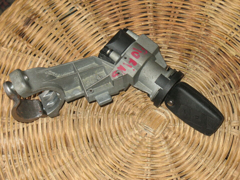 Fiat Fiorino 225 1.3 JTD 16V Multijet Ignition lock 51799409