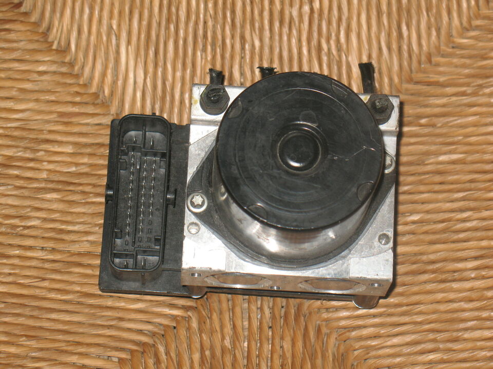 ABS VOLKSWAGEN POLO SEAT SKODA 0265231712 6Q0614117S 0265800511