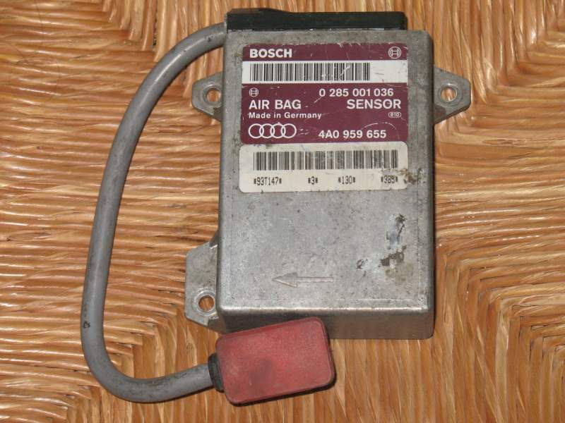 Audi 80 100 C4 AIRBAG CONTROL UNIT 4A0959655 / 0285001036